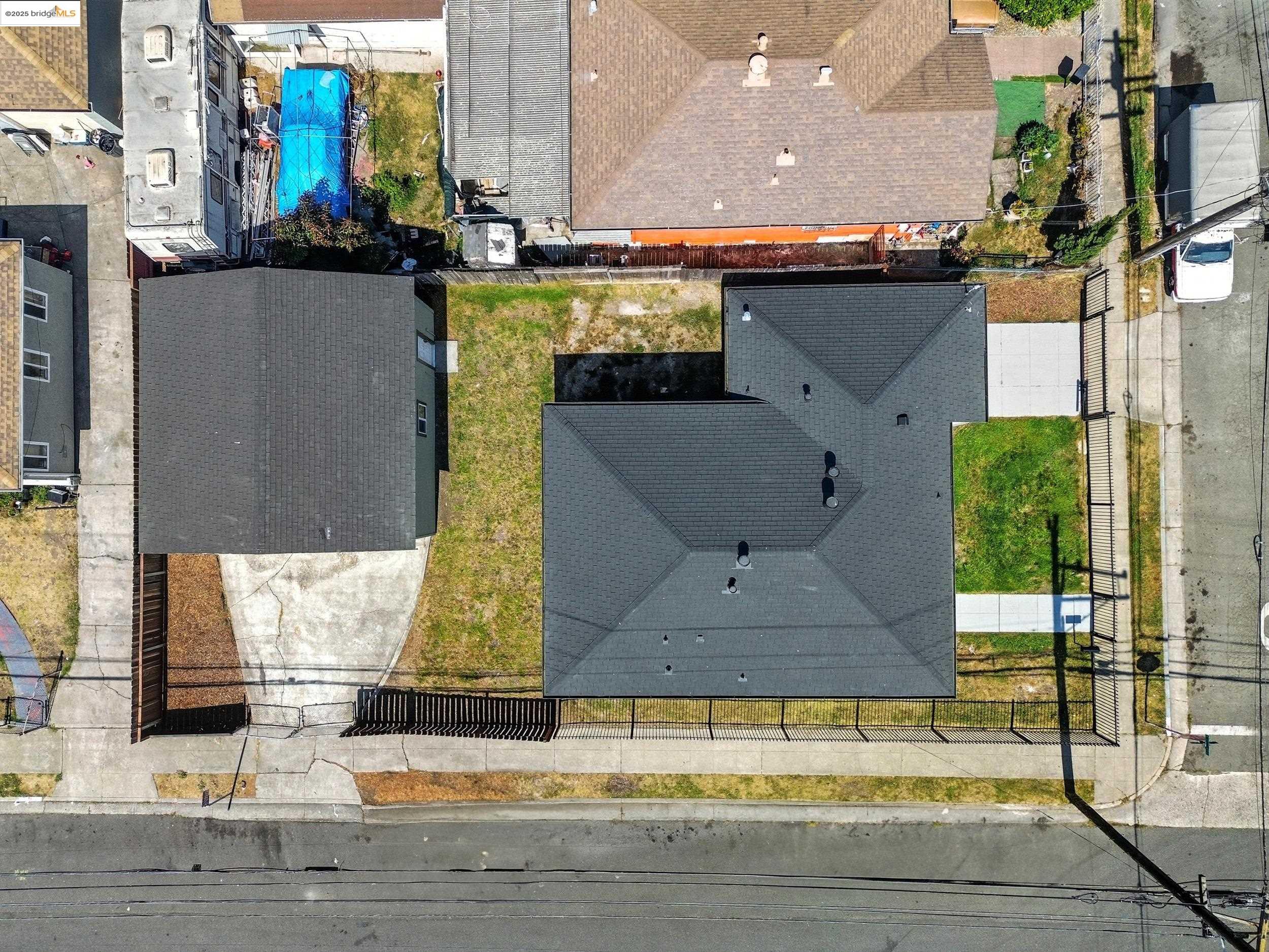 Detail Gallery Image 38 of 38 For 557 S 22nd St, Richmond,  CA 94804 - 3 Beds | 1 Baths