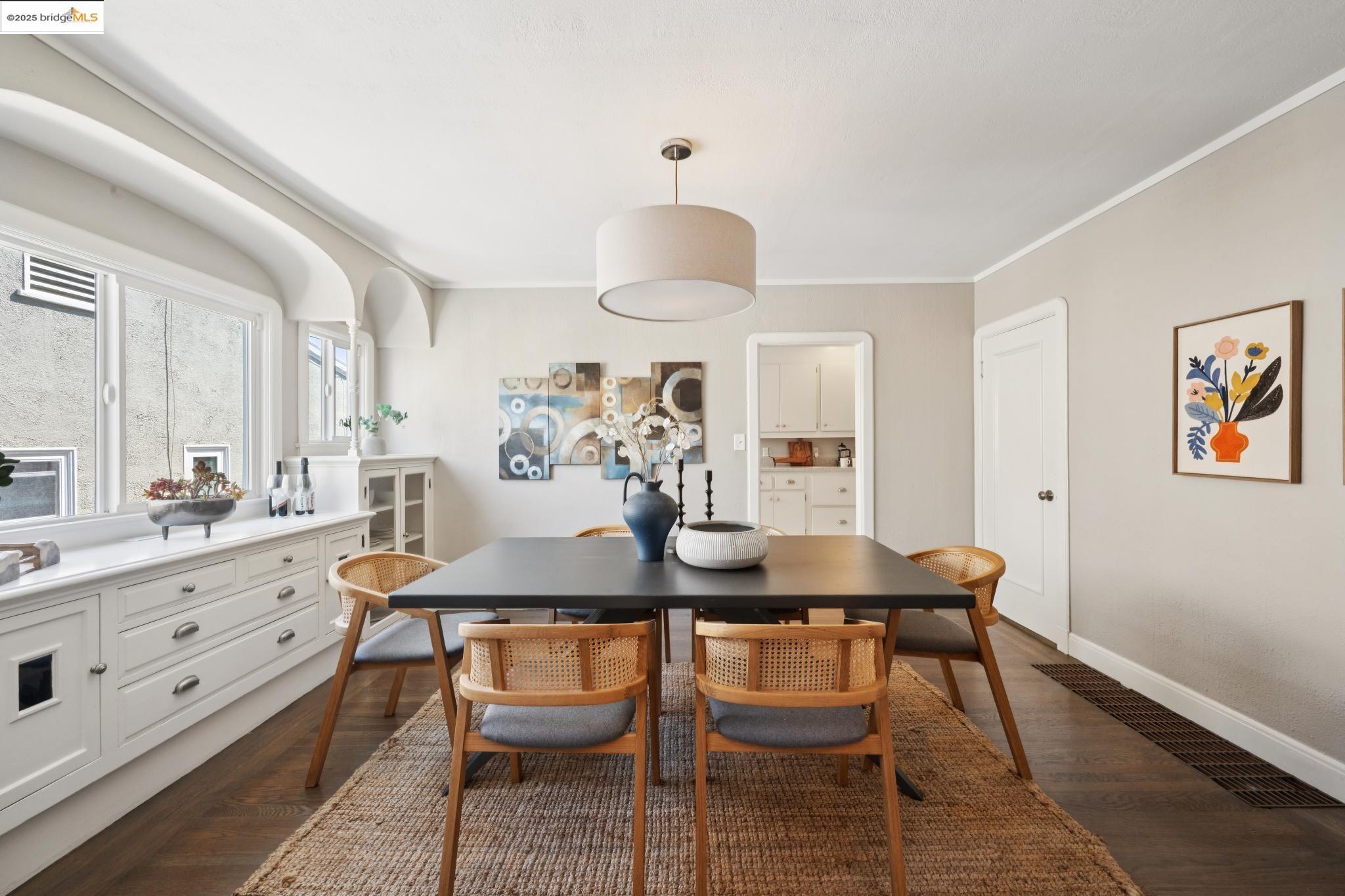 Detail Gallery Image 12 of 46 For 5335 Fleming Ave, Oakland,  CA 94619 - 3 Beds | 1 Baths