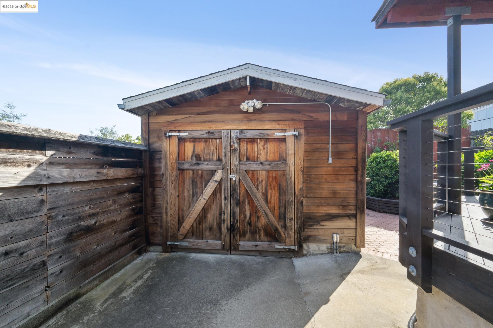 Detail Gallery Image 44 of 46 For 5335 Fleming Ave, Oakland,  CA 94619 - 3 Beds | 1 Baths