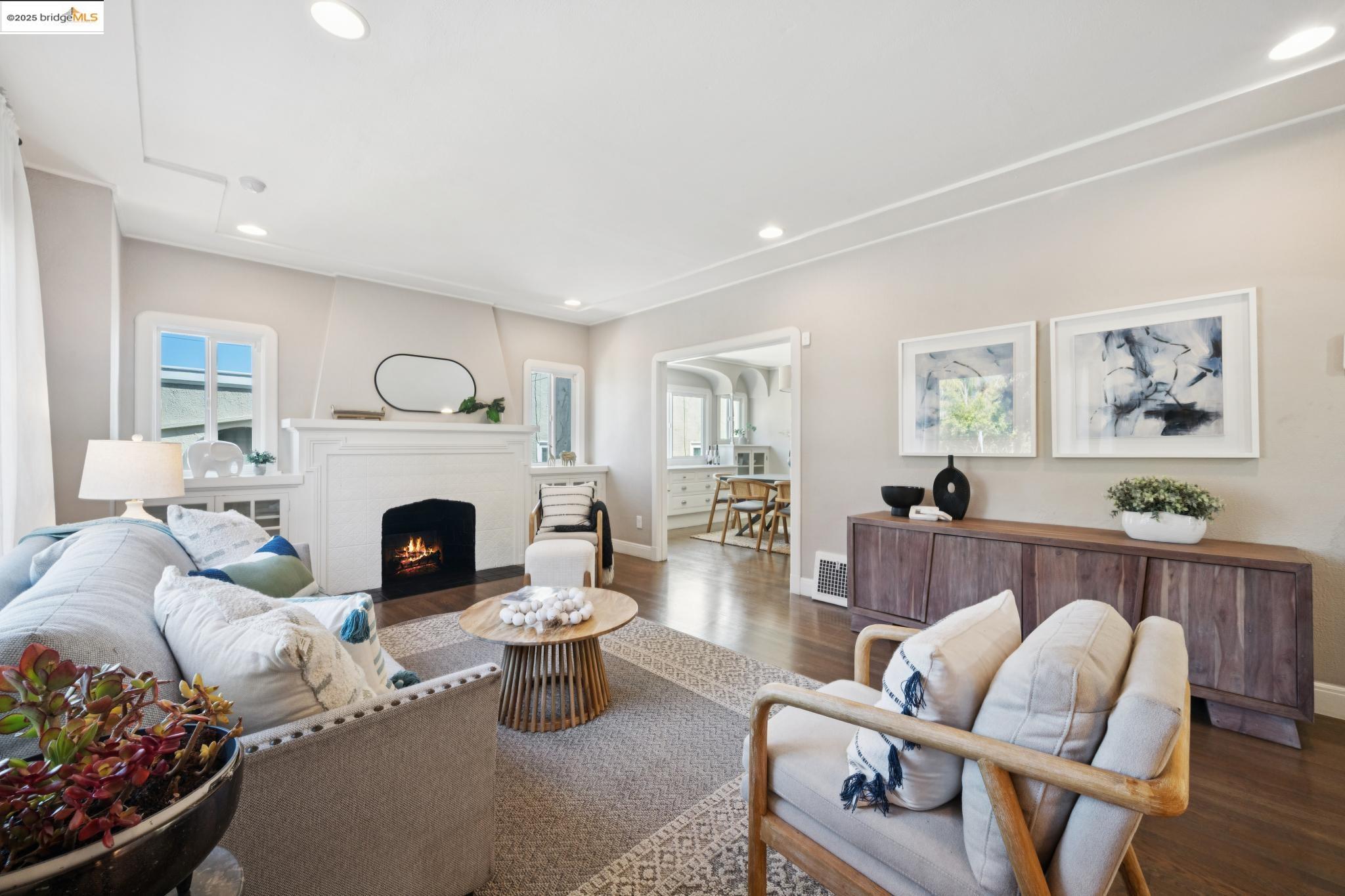 Detail Gallery Image 7 of 46 For 5335 Fleming Ave, Oakland,  CA 94619 - 3 Beds | 1 Baths