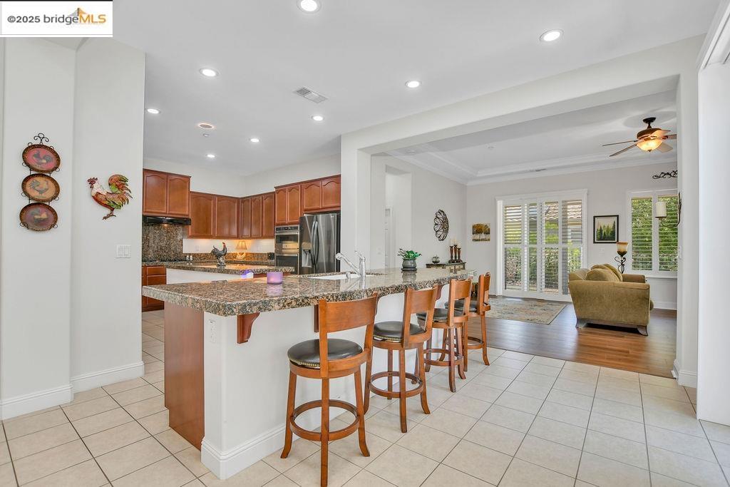 Detail Gallery Image 4 of 37 For 1017 Diamante, Rio Vista,  CA 94571 - 2 Beds | 2/1 Baths