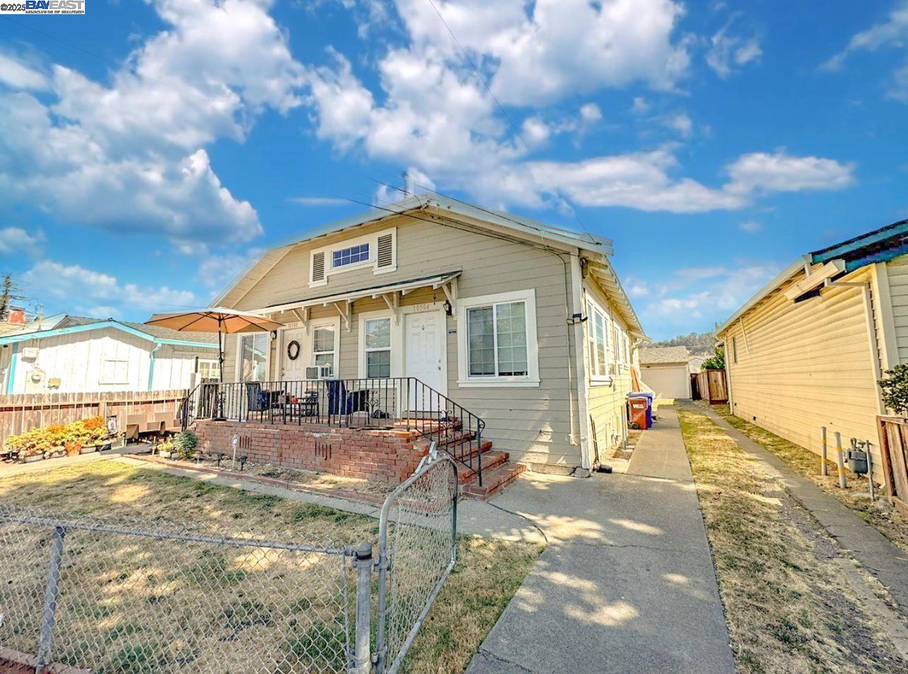 Detail Gallery Image 2 of 6 For 10504 Voltaire Ave, Oakland,  CA 94603 - – Beds | – Baths