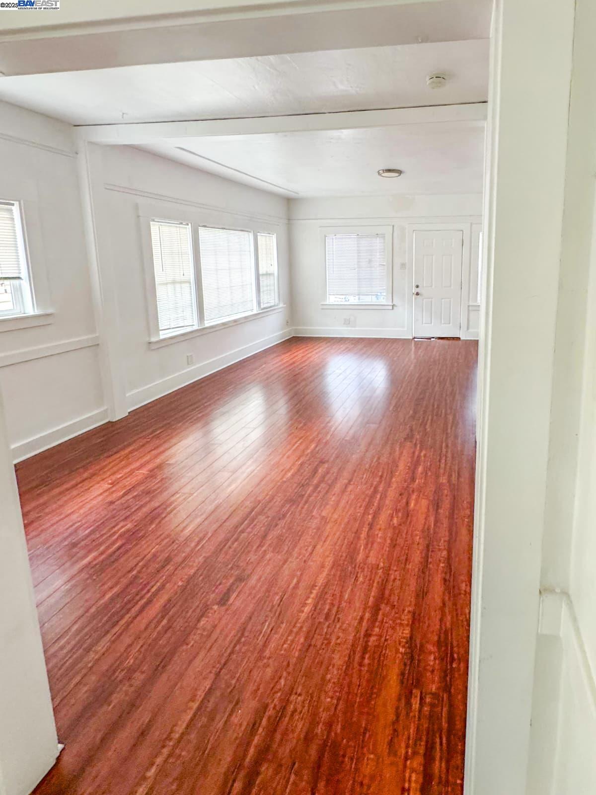 Detail Gallery Image 7 of 11 For 10504 Voltaire Ave, Oakland,  CA 94603 - – Beds | – Baths