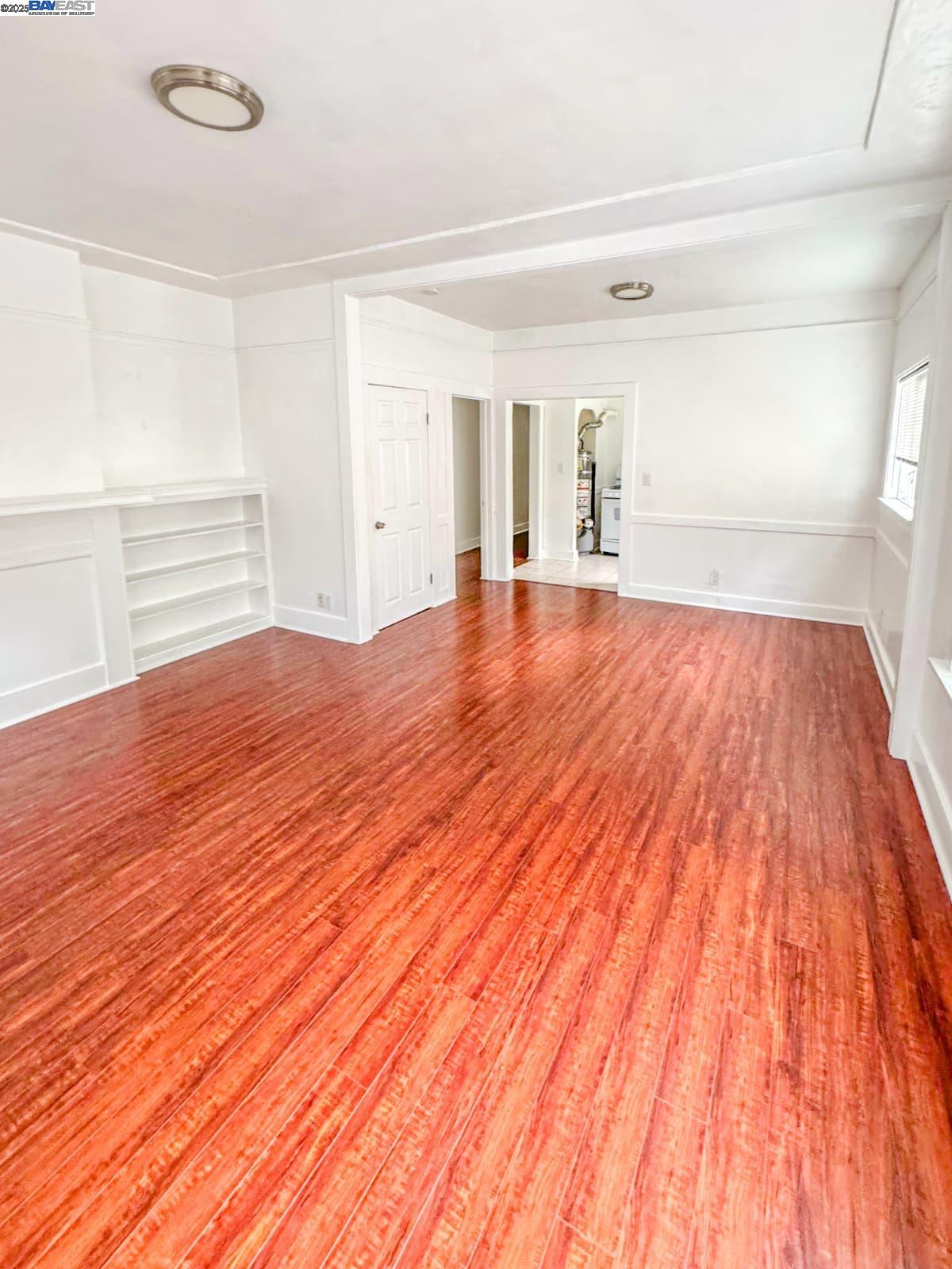 Detail Gallery Image 8 of 11 For 10504 Voltaire Ave, Oakland,  CA 94603 - – Beds | – Baths