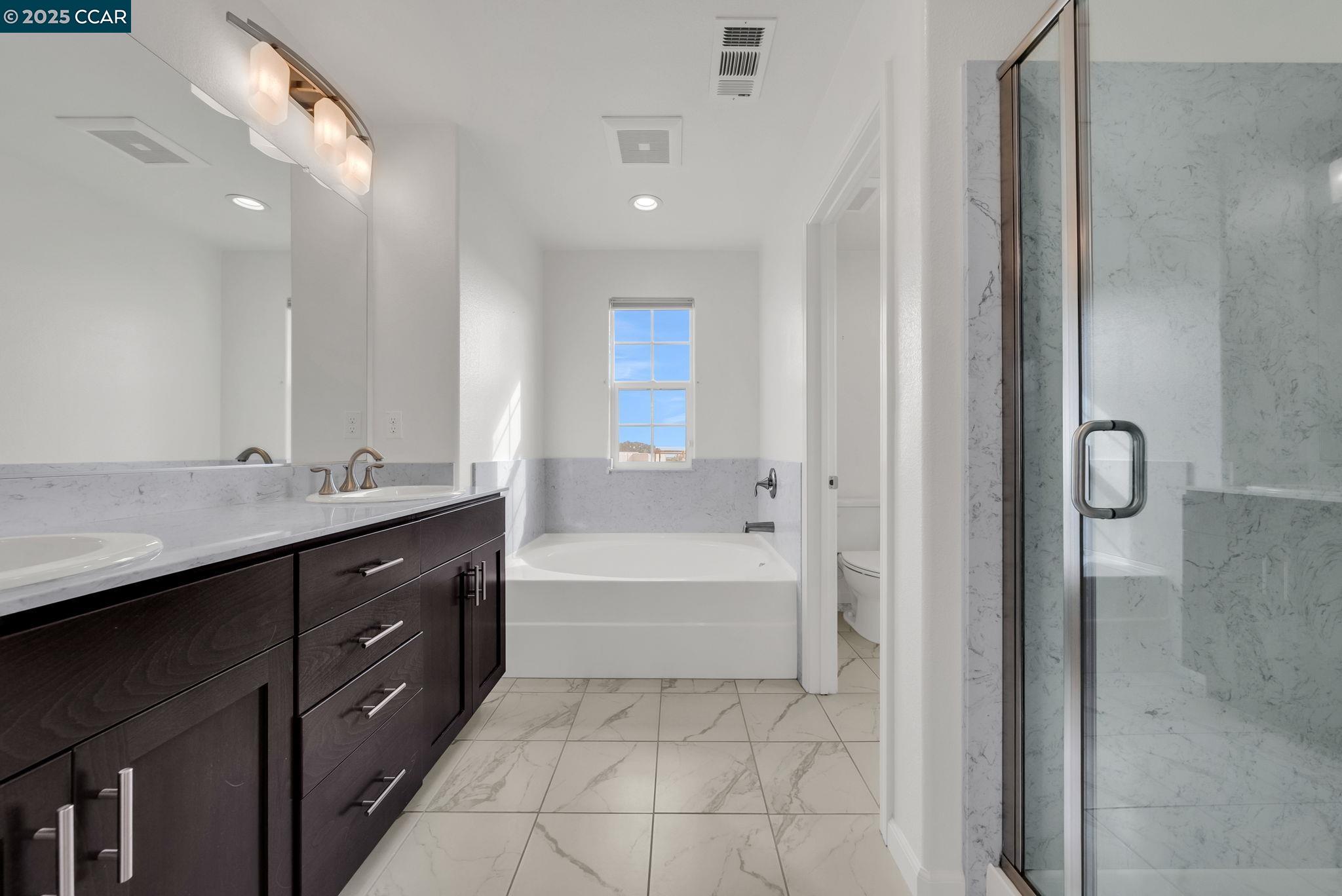 Detail Gallery Image 34 of 60 For 5160 Waggle Ct, Richmond,  CA 94806 - 2 Beds | 2/1 Baths
