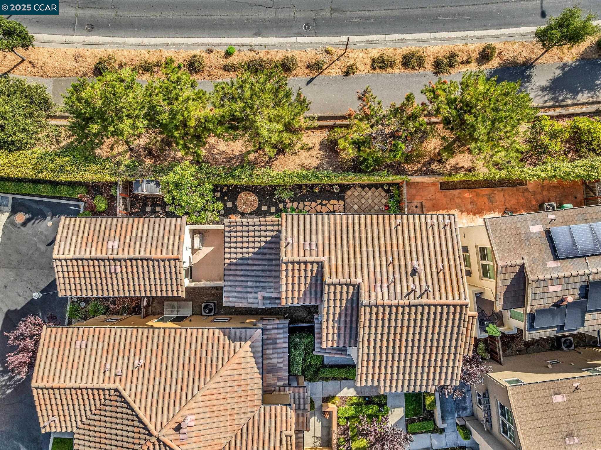 Detail Gallery Image 49 of 59 For 5160 Waggle Ct, Richmond,  CA 94806 - 2 Beds | 2/1 Baths