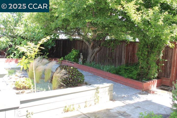 Detail Gallery Image 40 of 46 For 5344 Cerro Sur, Richmond,  CA 94803 - 4 Beds | 3 Baths