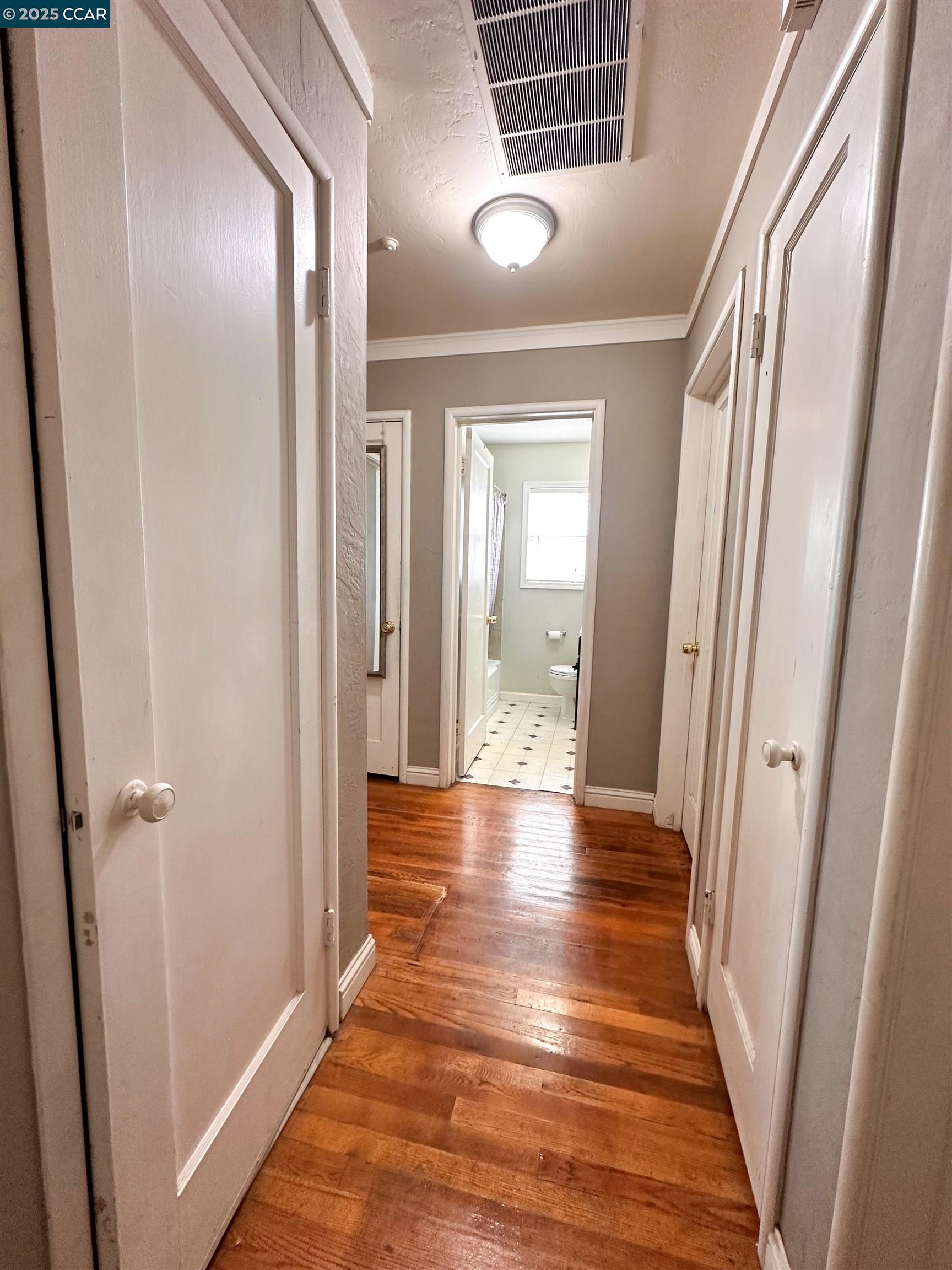 Detail Gallery Image 15 of 32 For 2041 84th Ave, Oakland,  CA 94621 - 2 Beds | 1 Baths