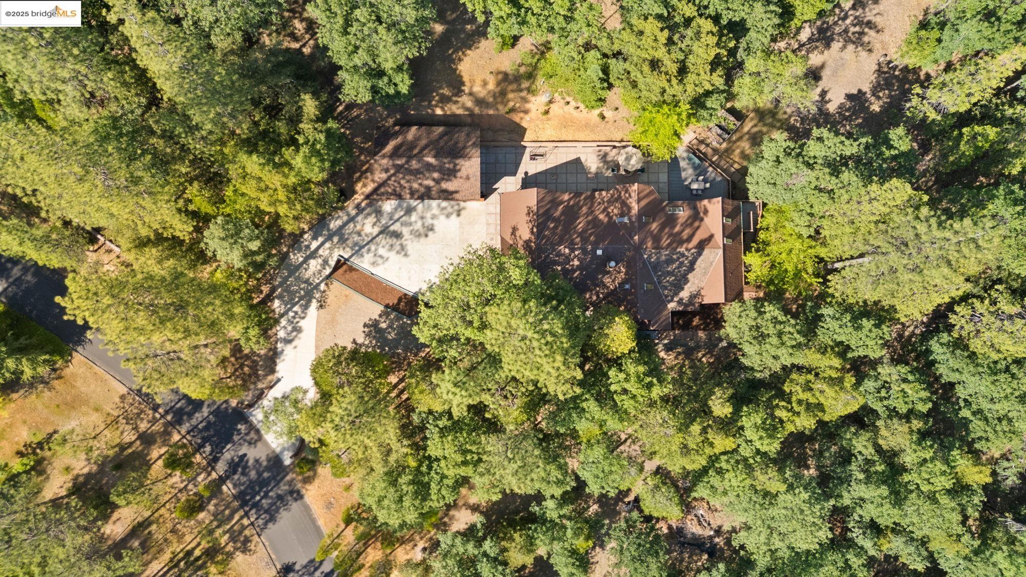 Detail Gallery Image 55 of 59 For 17355 High Grade Ln, Sonora,  CA 95370 - 4 Beds | 4/1 Baths