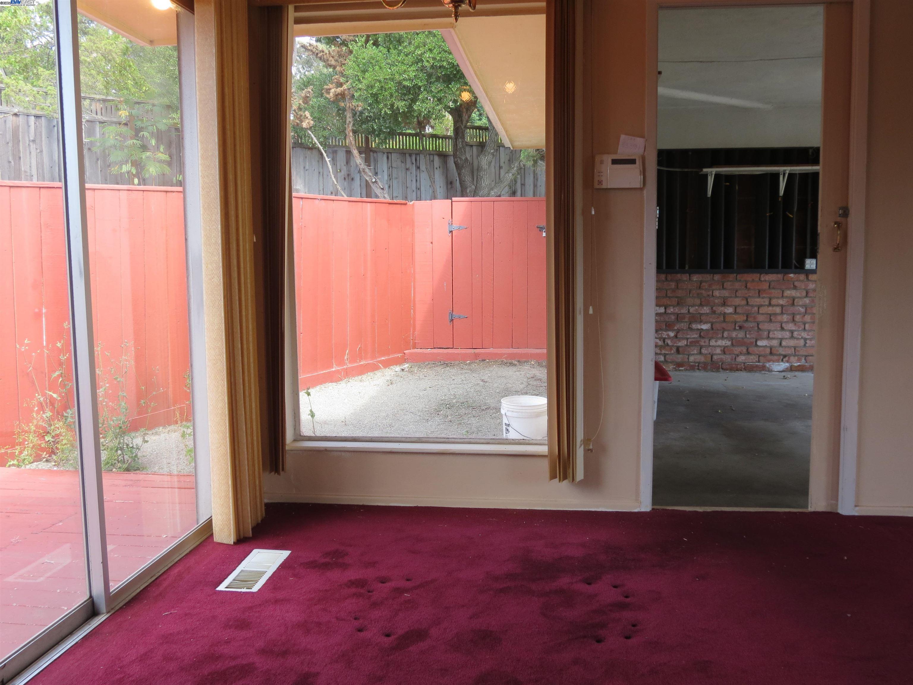 Detail Gallery Image 29 of 44 For 1390 Lake Chabot, San Leandro,  CA 94577 - 2 Beds | 2 Baths