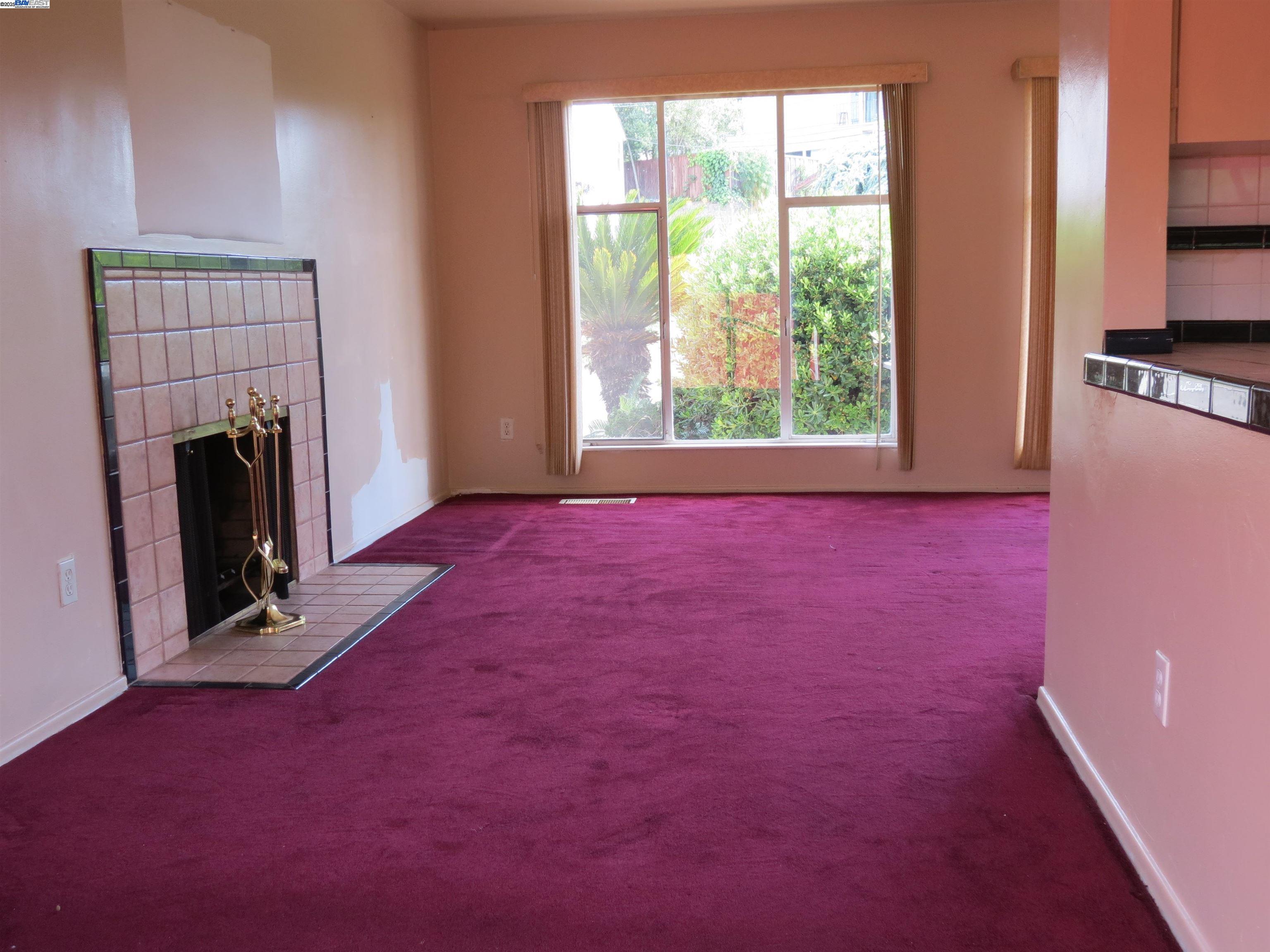 Detail Gallery Image 7 of 44 For 1390 Lake Chabot, San Leandro,  CA 94577 - 2 Beds | 2 Baths