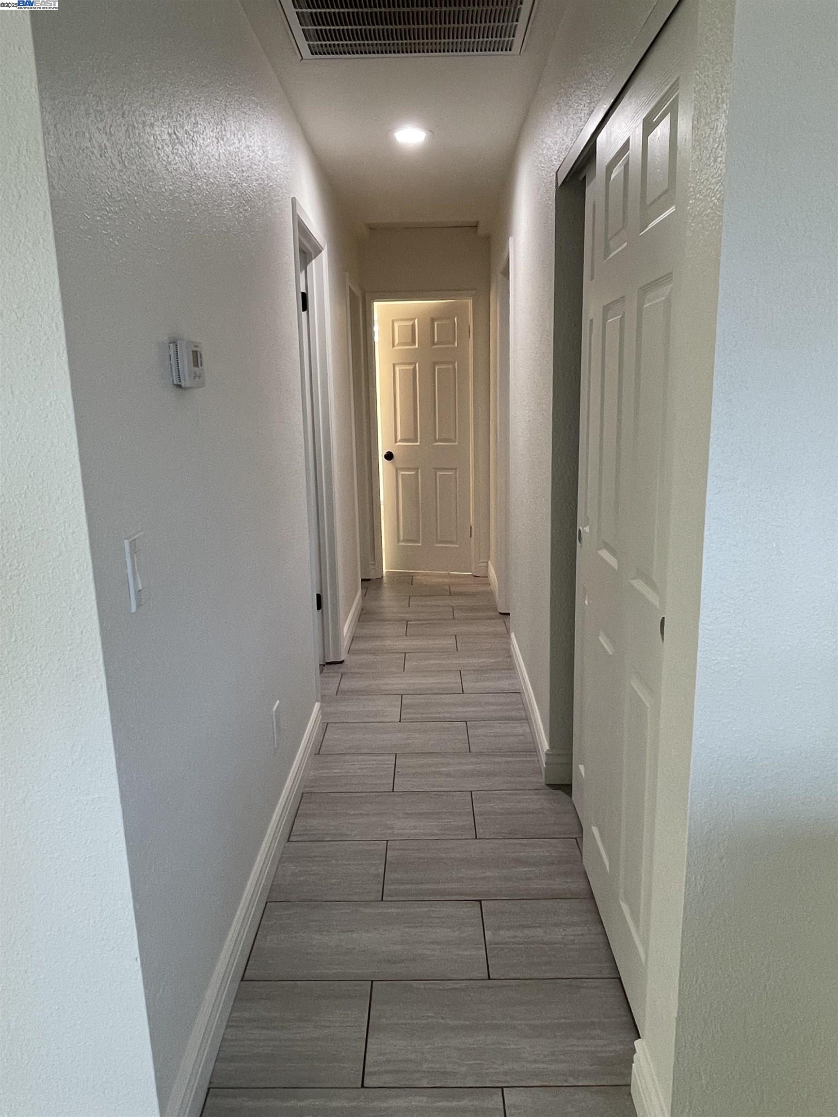 Detail Gallery Image 13 of 24 For 174 Horton Ave, Stockton,  CA 95206 - 3 Beds | 2 Baths
