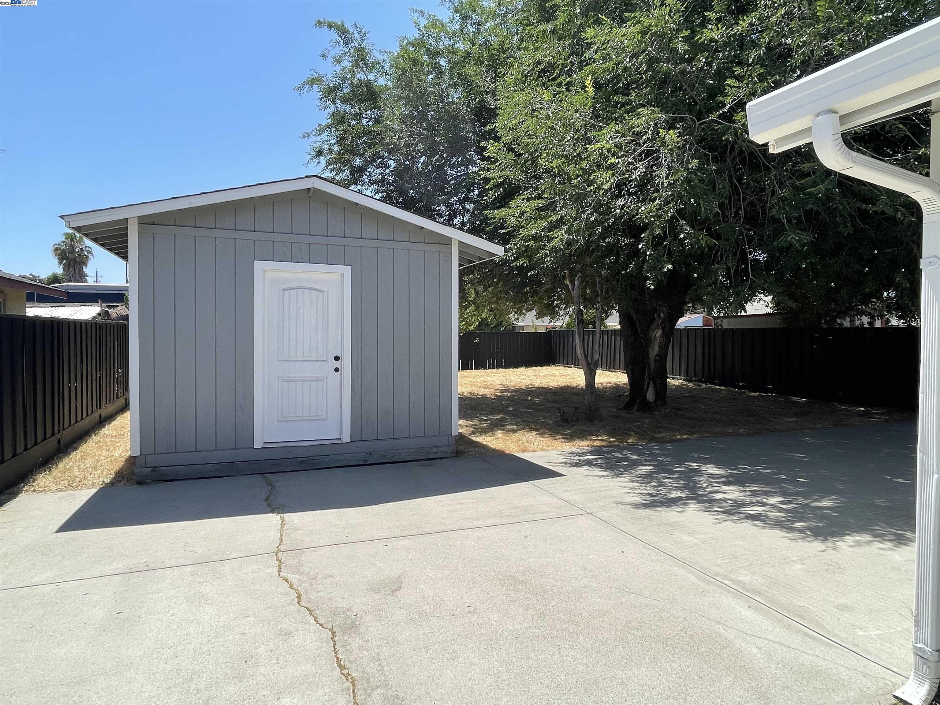 Detail Gallery Image 20 of 24 For 174 Horton Ave, Stockton,  CA 95206 - 3 Beds | 2 Baths