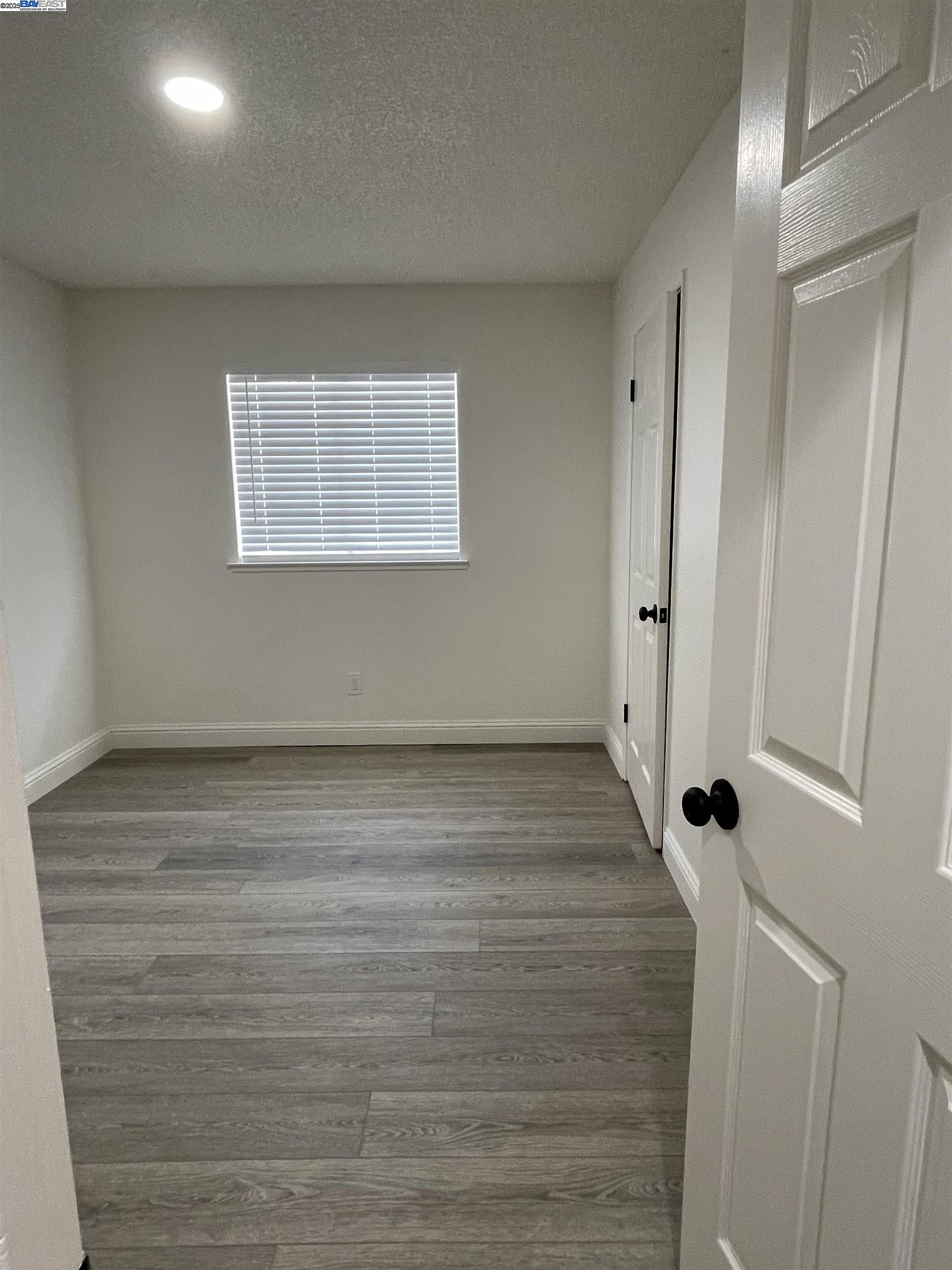 Detail Gallery Image 10 of 24 For 174 Horton Ave, Stockton,  CA 95206 - 3 Beds | 2 Baths