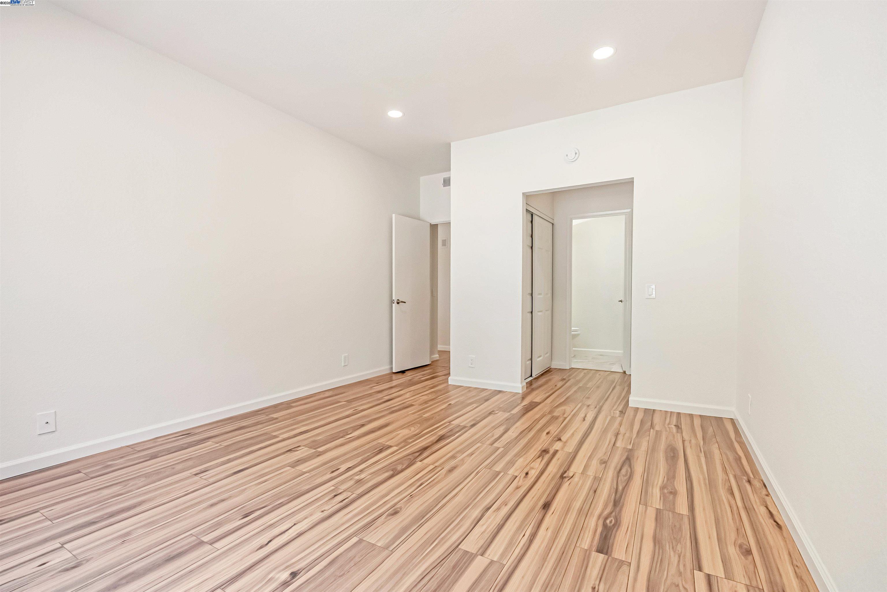 Photo #12: 41101444 Listing: Photo #12