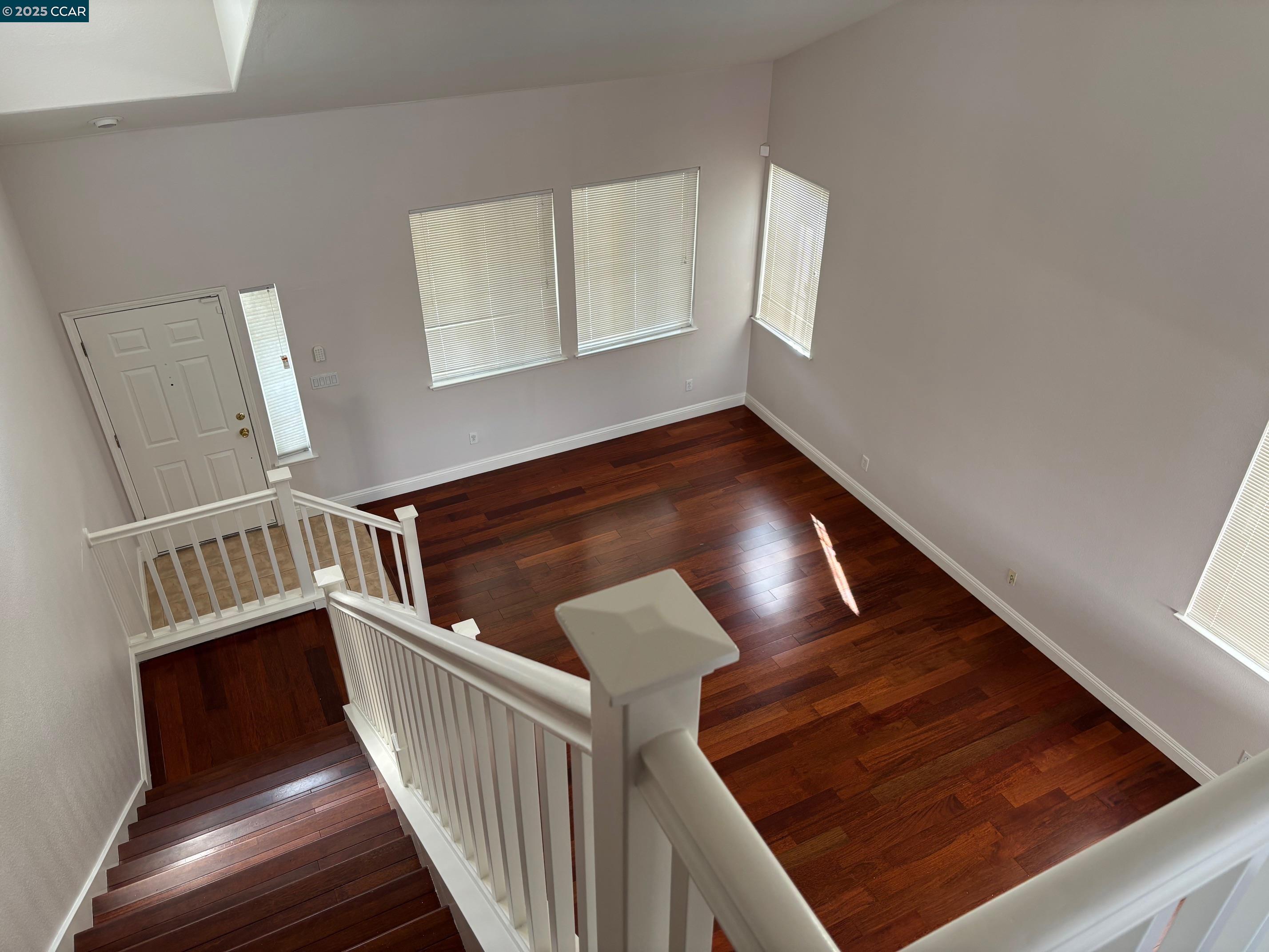 Detail Gallery Image 2 of 12 For 728 Edward Werth Dr, Rodeo,  CA 94572 - 5 Beds | 3 Baths