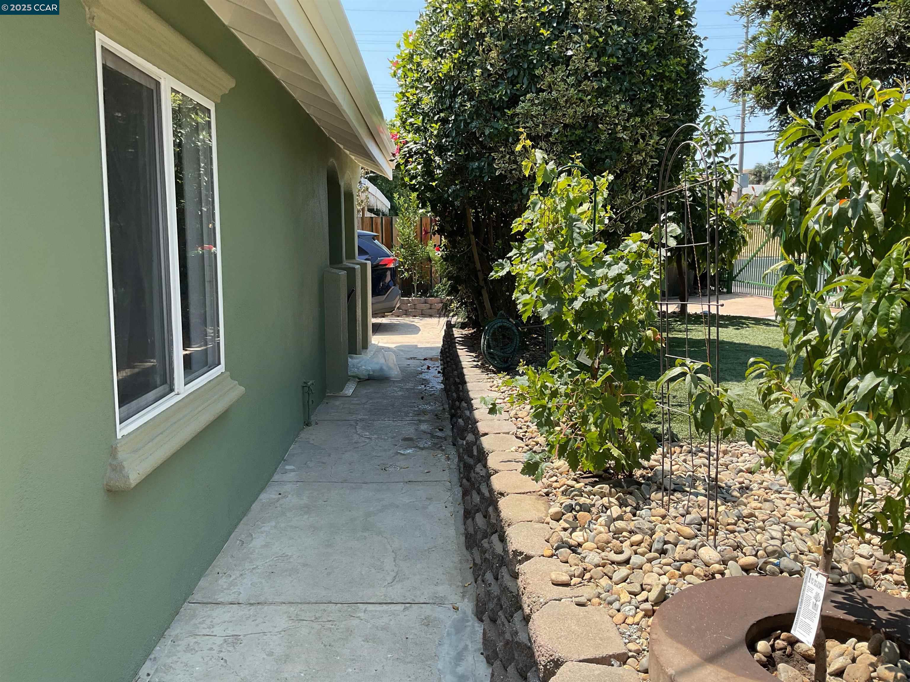 Detail Gallery Image 6 of 26 For 94 Anchor Dr, Bay Point,  CA 94565 - 3 Beds | 1 Baths
