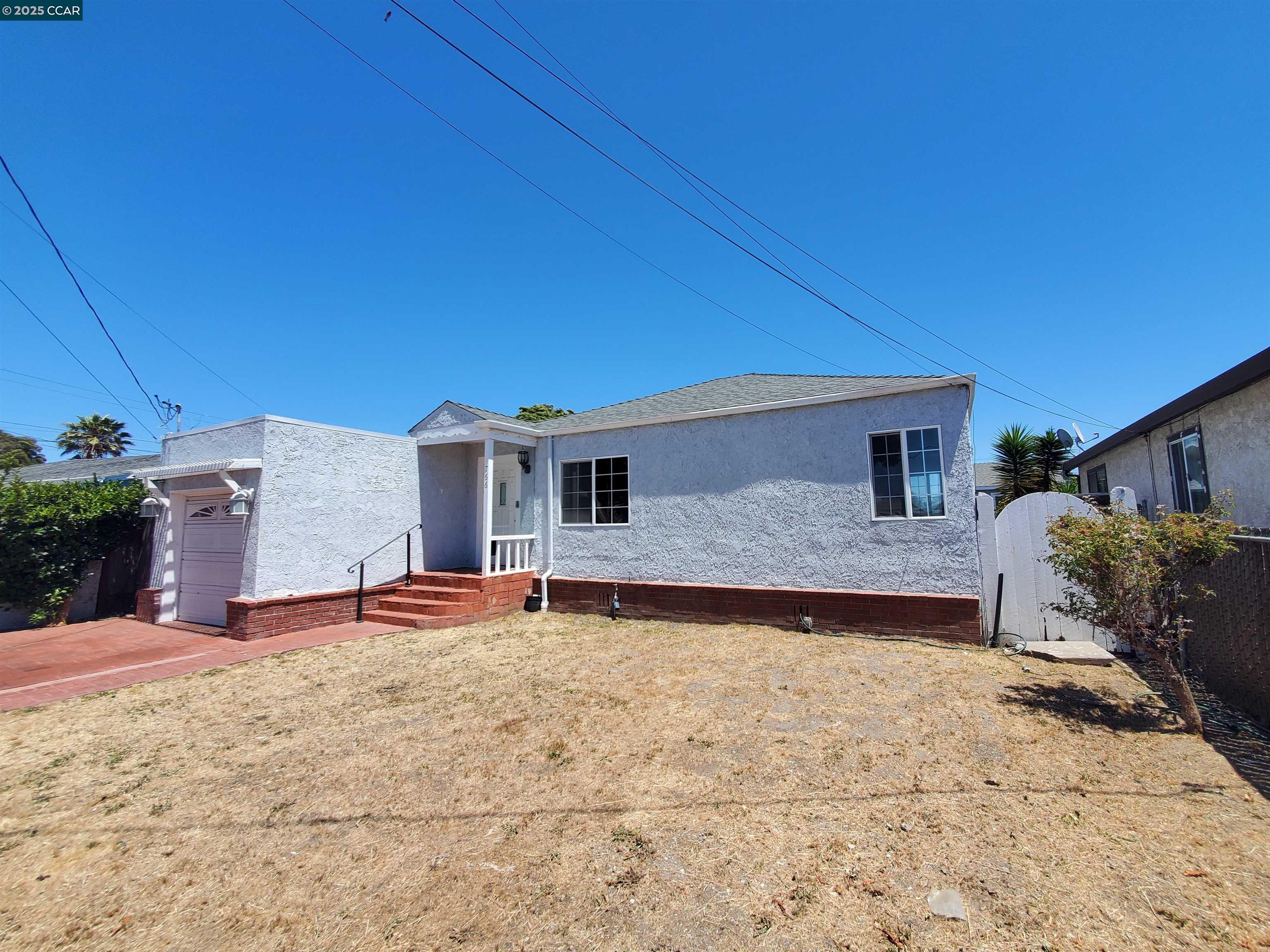 Detail Gallery Image 2 of 29 For 766 38th St, Richmond,  CA 94805 - 4 Beds | 2 Baths