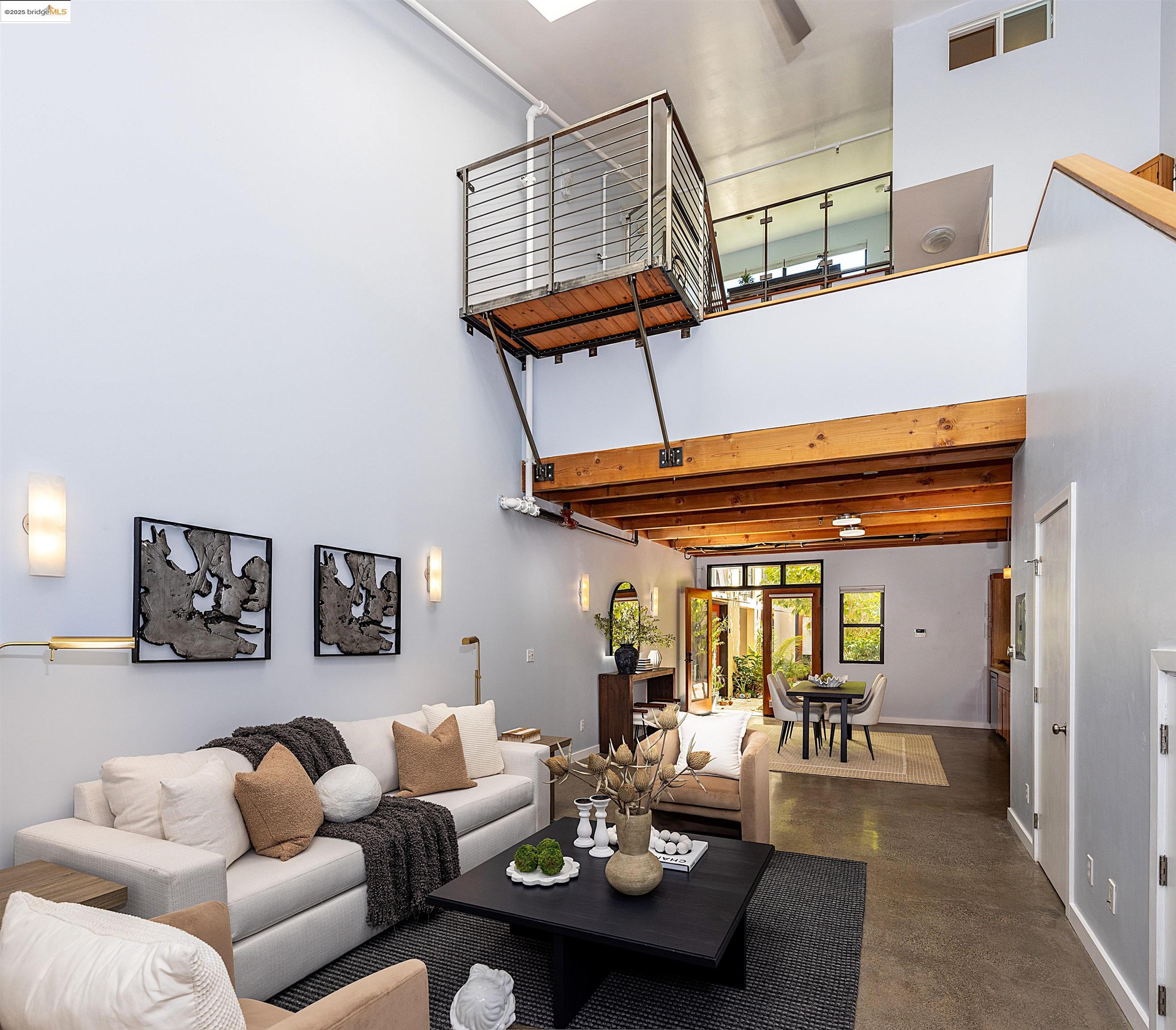 Photo #2: 41101455 Listing 