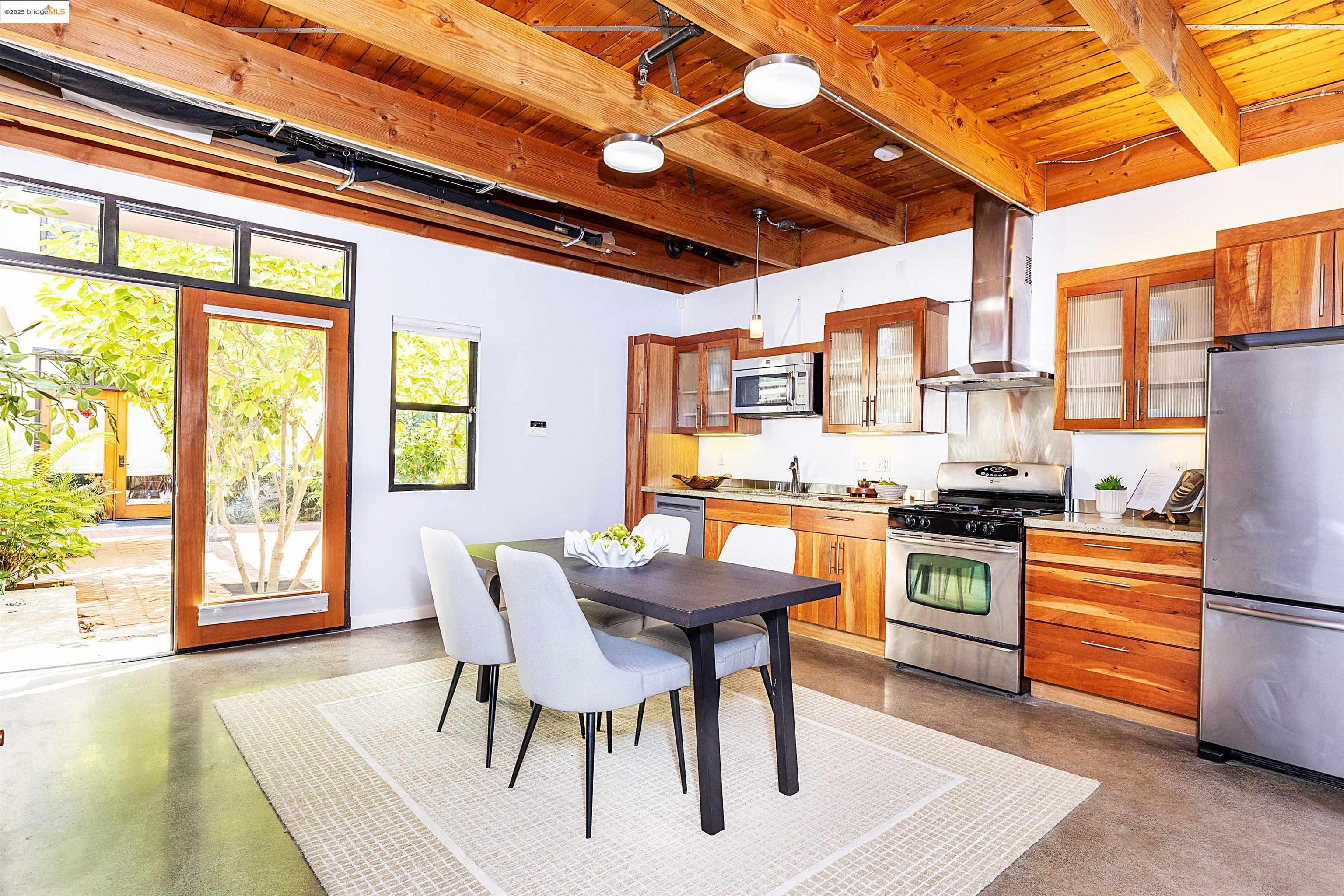 Photo #3: 41101455 Listing 