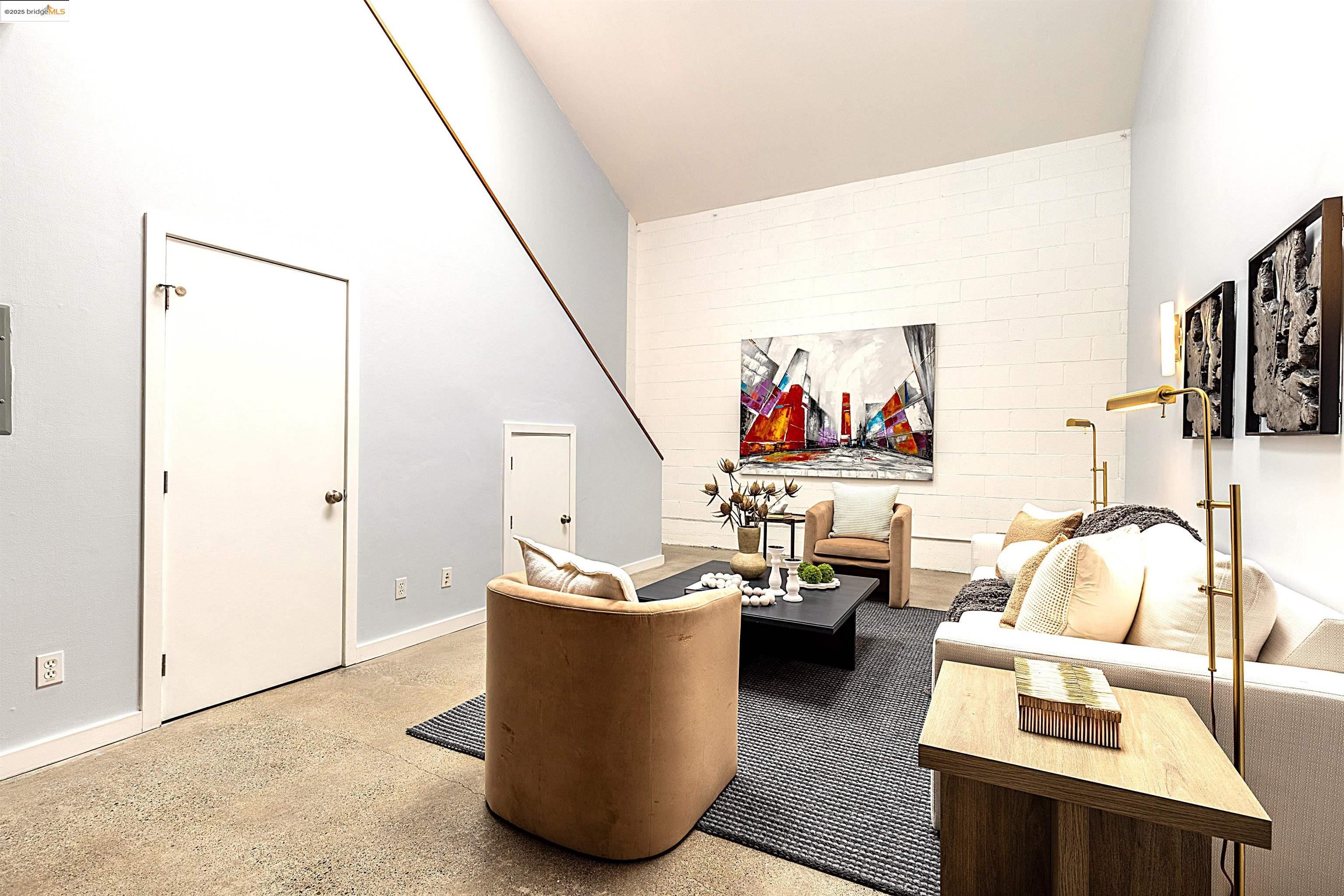 Photo #5: 41101455 Listing: Photo #5