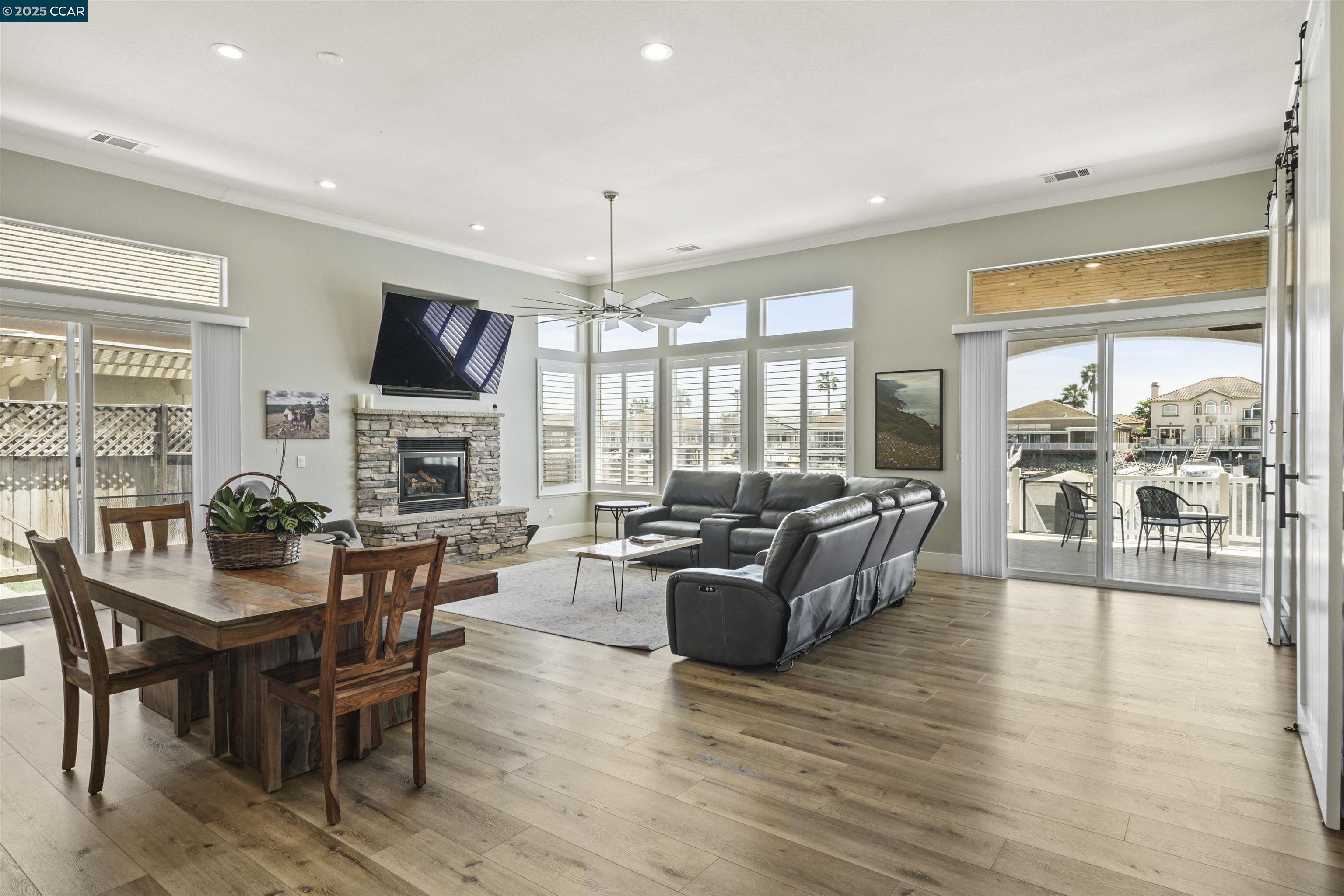 Detail Gallery Image 12 of 56 For 3974 Bolinas Pl, Discovery Bay,  CA 94505 - 4 Beds | 3 Baths
