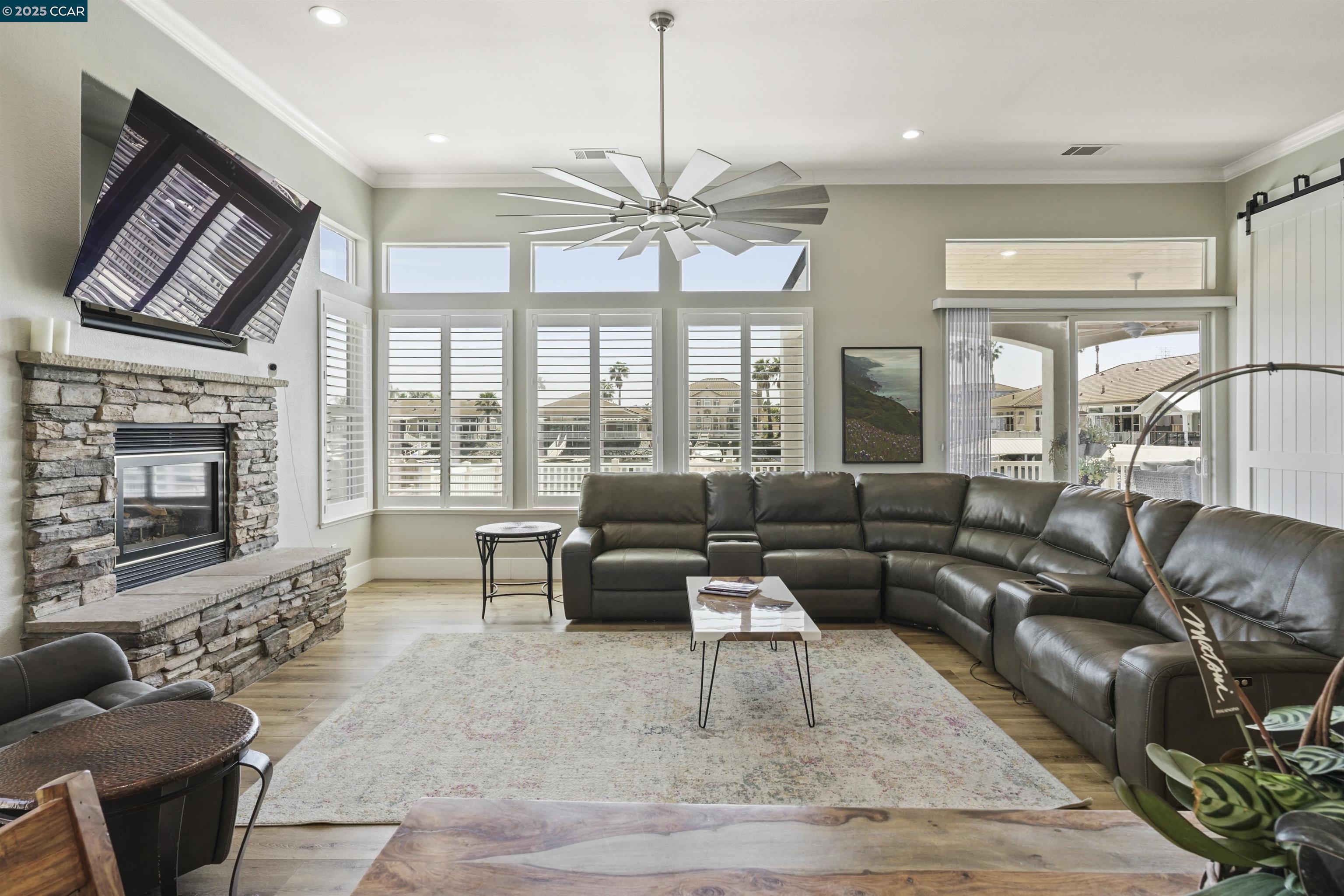 Detail Gallery Image 15 of 56 For 3974 Bolinas Pl, Discovery Bay,  CA 94505 - 4 Beds | 3 Baths