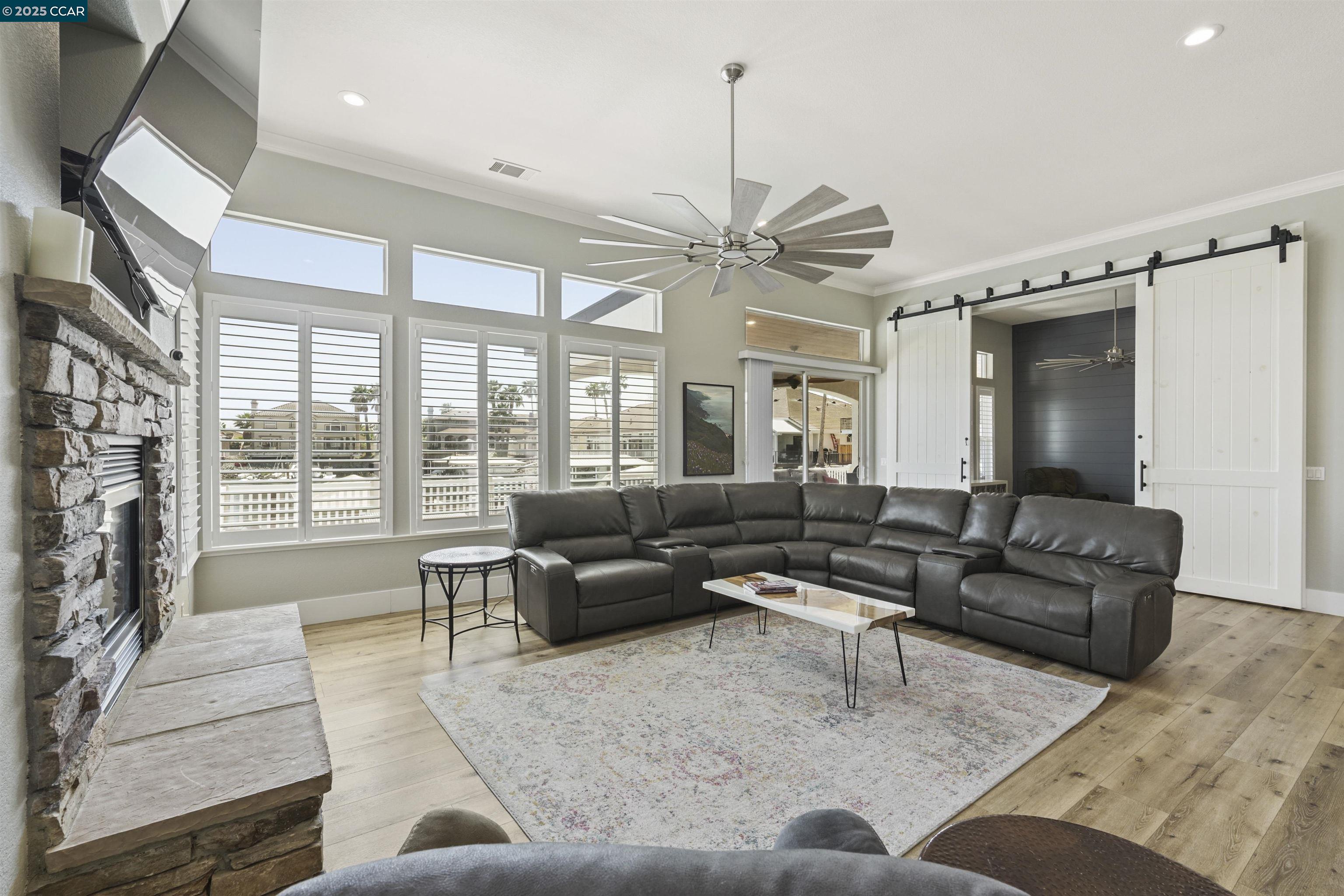 Detail Gallery Image 16 of 56 For 3974 Bolinas Pl, Discovery Bay,  CA 94505 - 4 Beds | 3 Baths