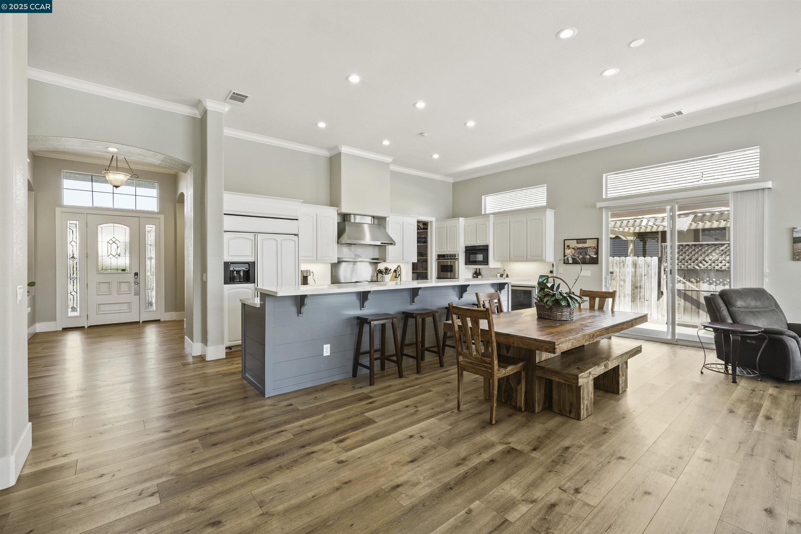 Detail Gallery Image 10 of 56 For 3974 Bolinas Pl, Discovery Bay,  CA 94505 - 4 Beds | 3 Baths