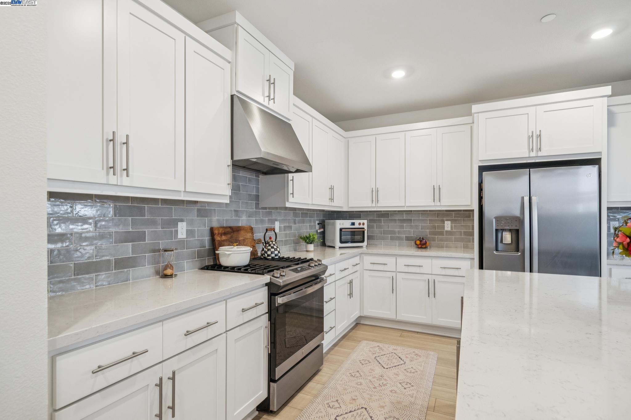 Detail Gallery Image 19 of 59 For 37231 Sand Bar Place, Newark,  CA 94560 - 4 Beds | 3/1 Baths