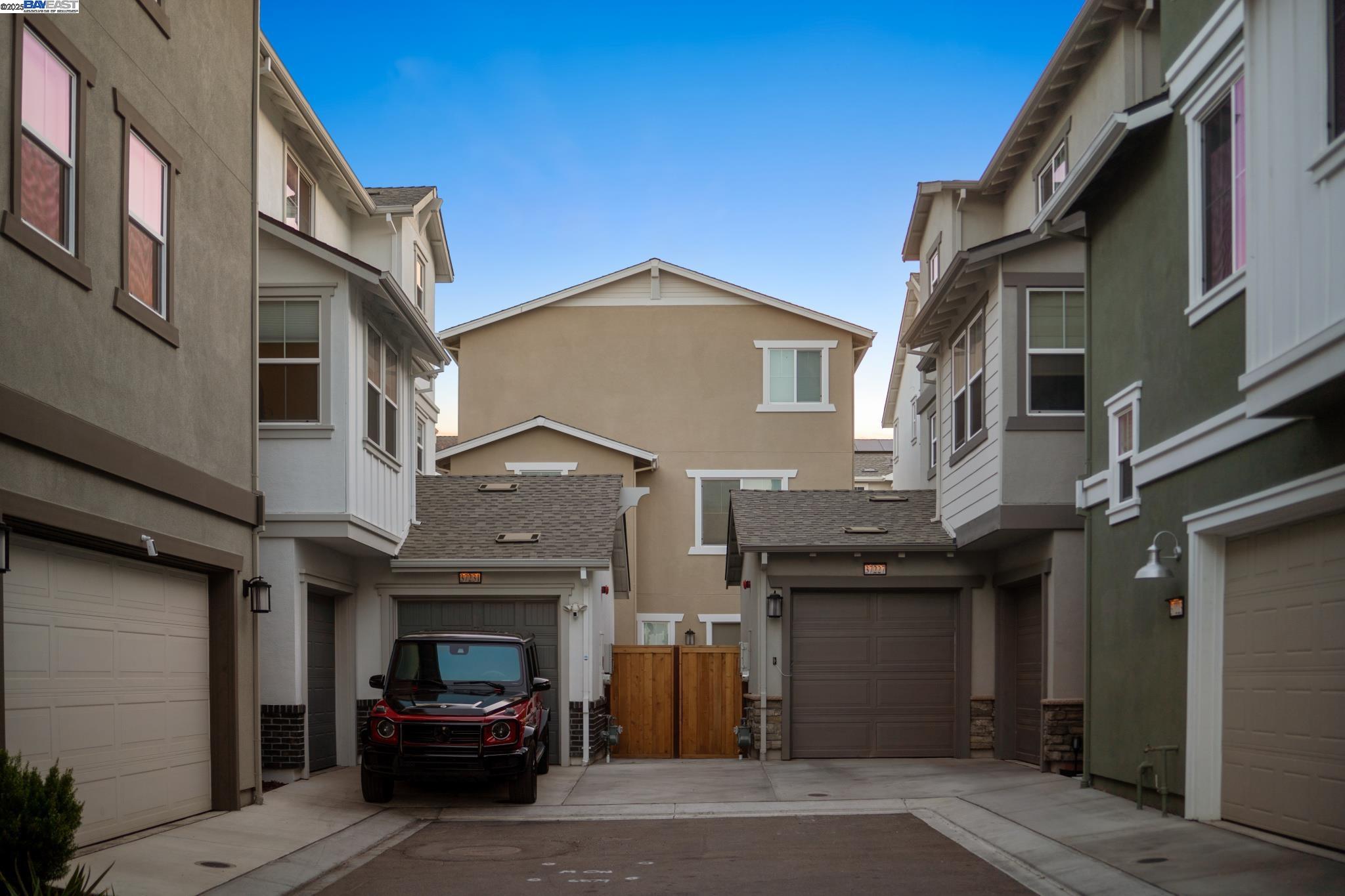 Detail Gallery Image 3 of 59 For 37231 Sand Bar Place, Newark,  CA 94560 - 4 Beds | 3/1 Baths
