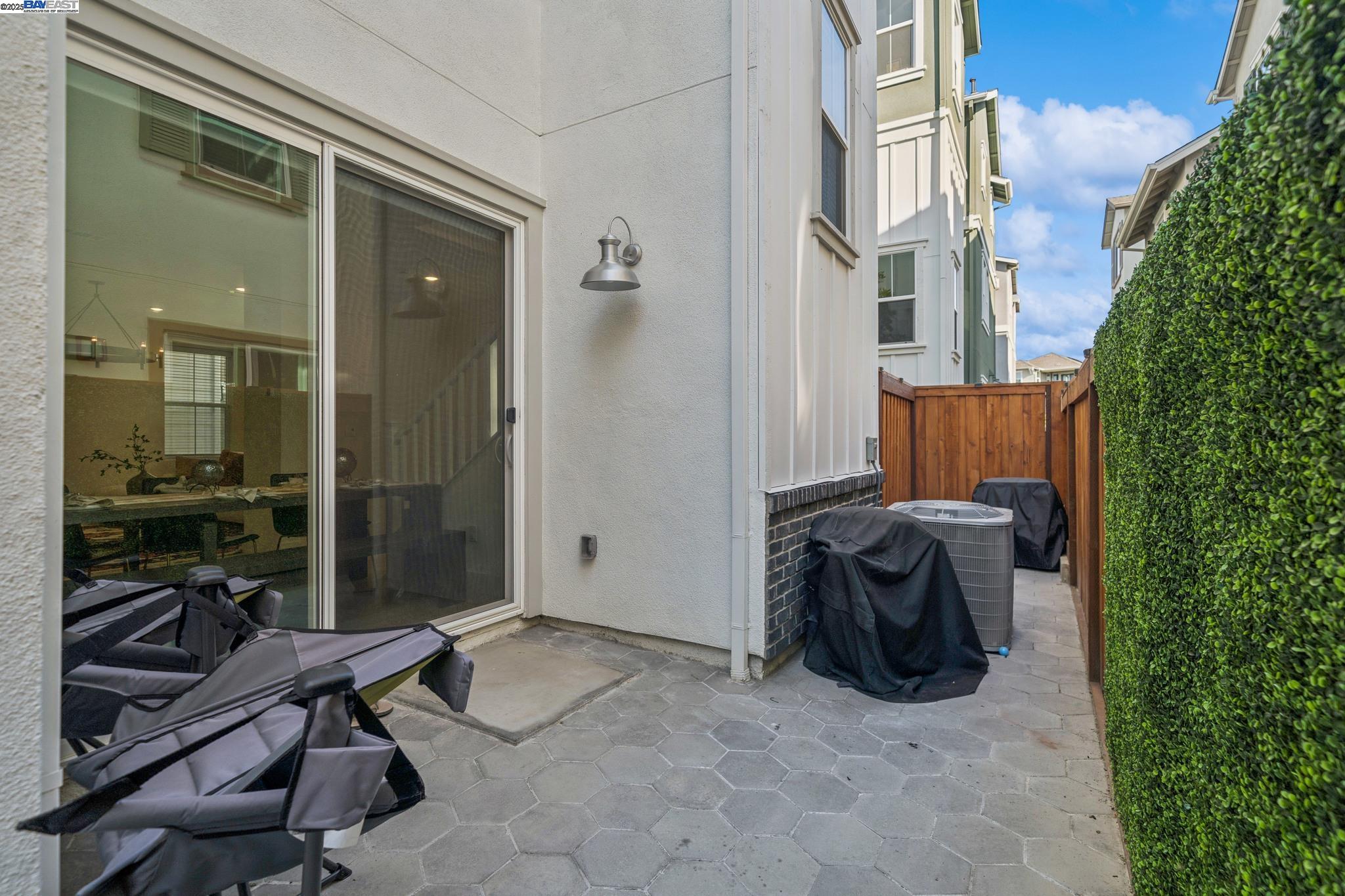 Detail Gallery Image 26 of 59 For 37231 Sand Bar Place, Newark,  CA 94560 - 4 Beds | 3/1 Baths