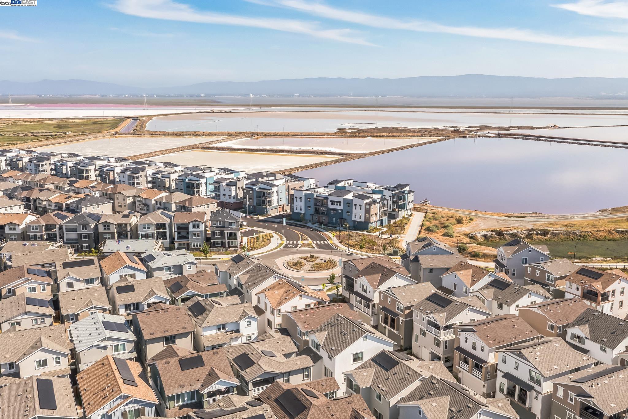 Detail Gallery Image 4 of 59 For 37231 Sand Bar Place, Newark,  CA 94560 - 4 Beds | 3/1 Baths