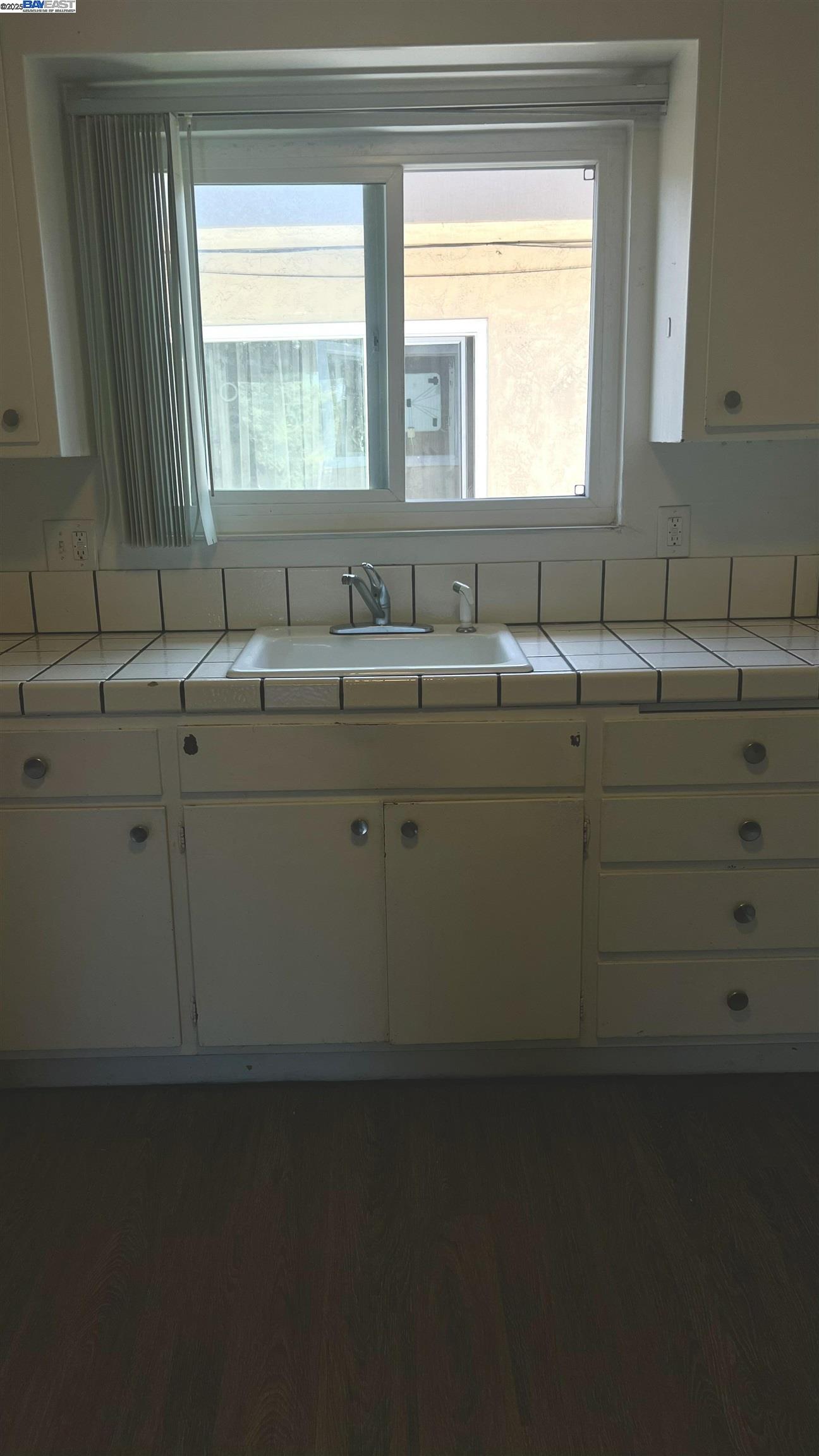 21788 Thelma ST # 4, Hayward, California 94541, 2 Bedrooms Bedrooms, 3 Rooms Rooms,1 BathroomBathrooms,Residential Lease,For Rent,21788 Thelma ST # 4,41101465
