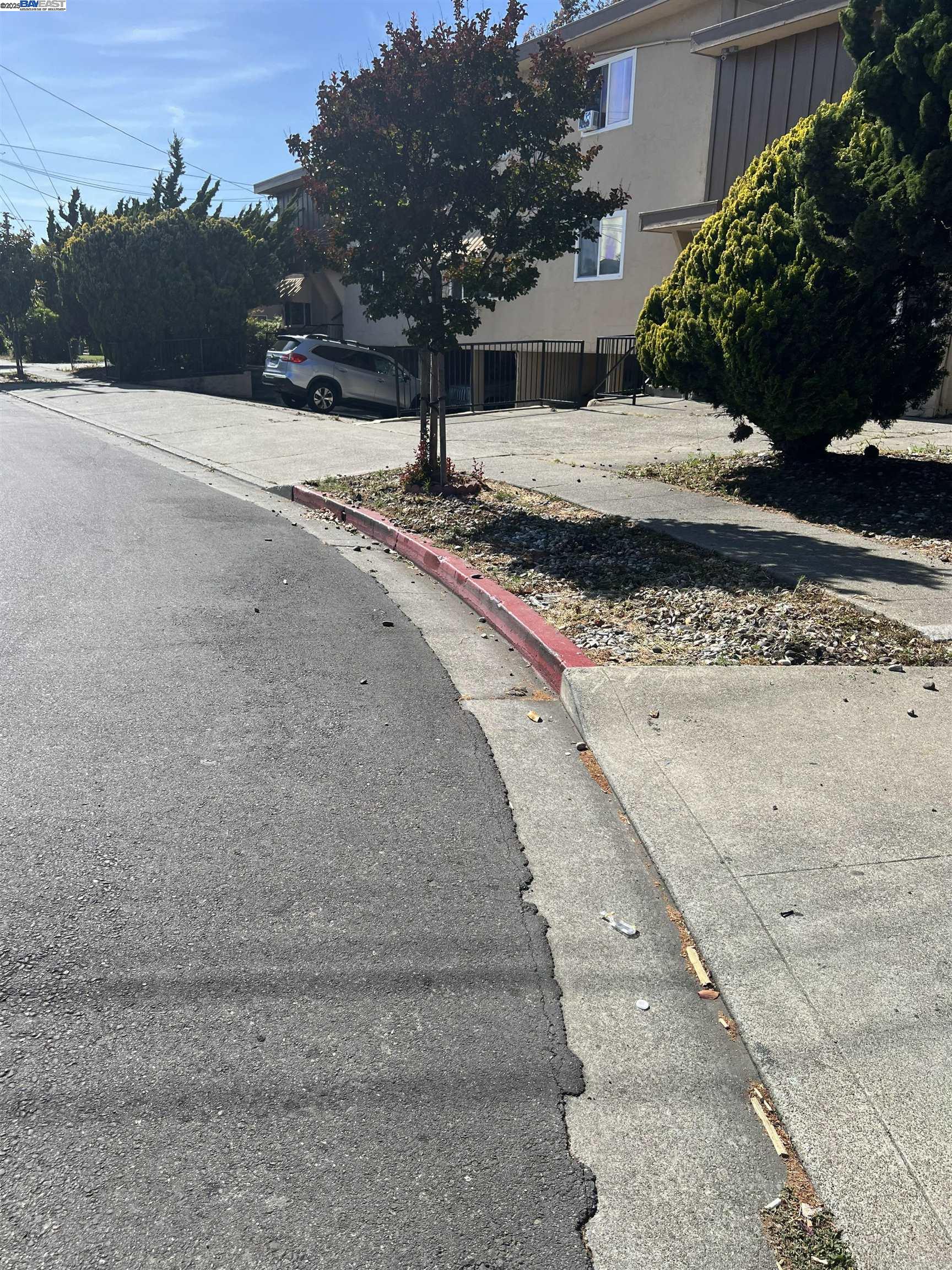 21788 Thelma ST # 4, Hayward, California 94541, 2 Bedrooms Bedrooms, 3 Rooms Rooms,1 BathroomBathrooms,Residential Lease,For Rent,21788 Thelma ST # 4,41101465