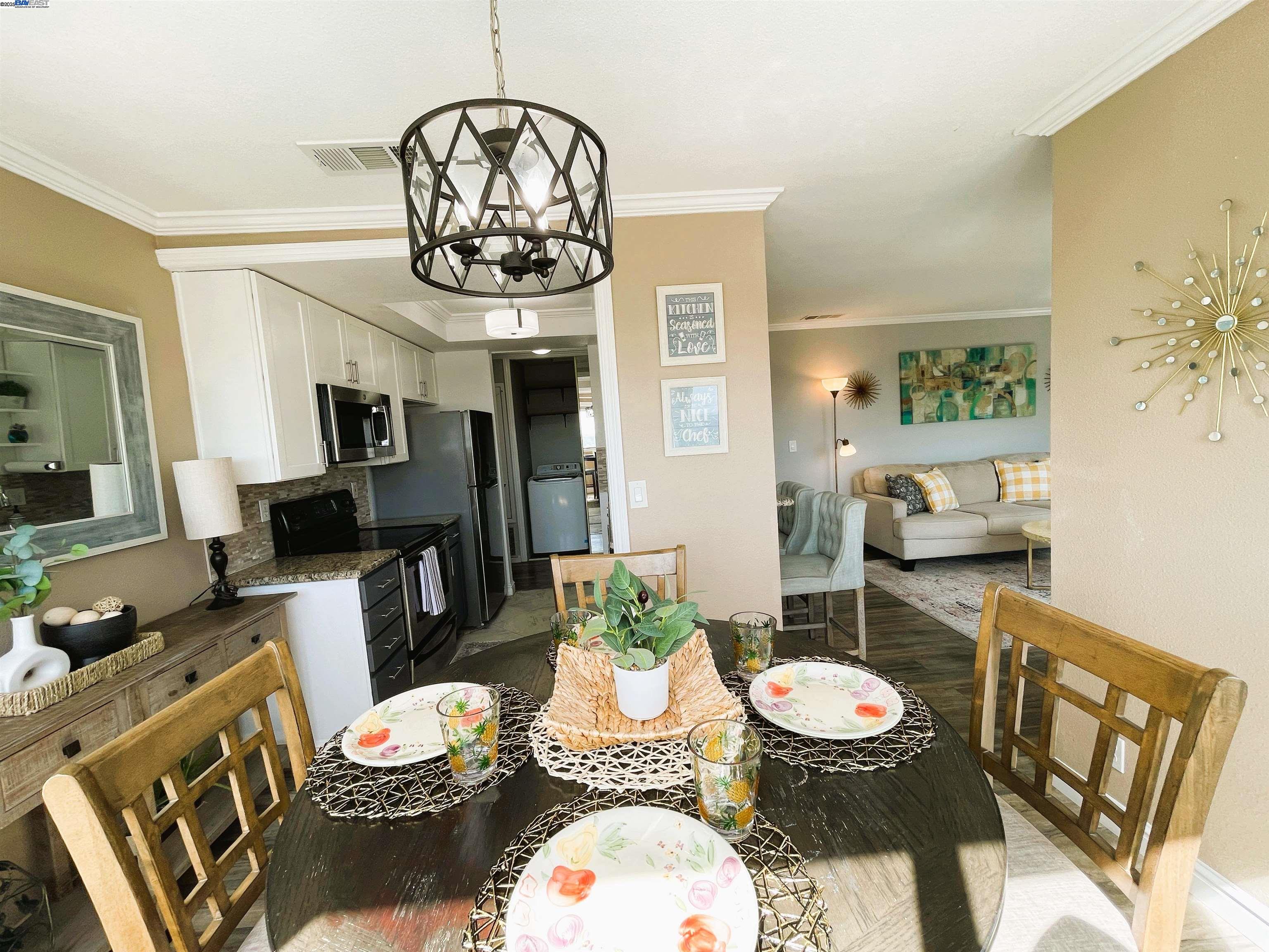 Photo #11: 41101470 Listing: Photo #11
