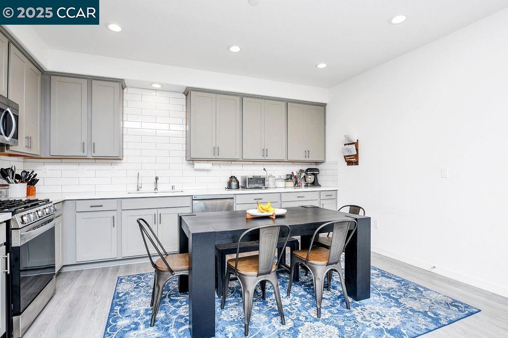Photo #11: 41101473 Listing: Photo #11