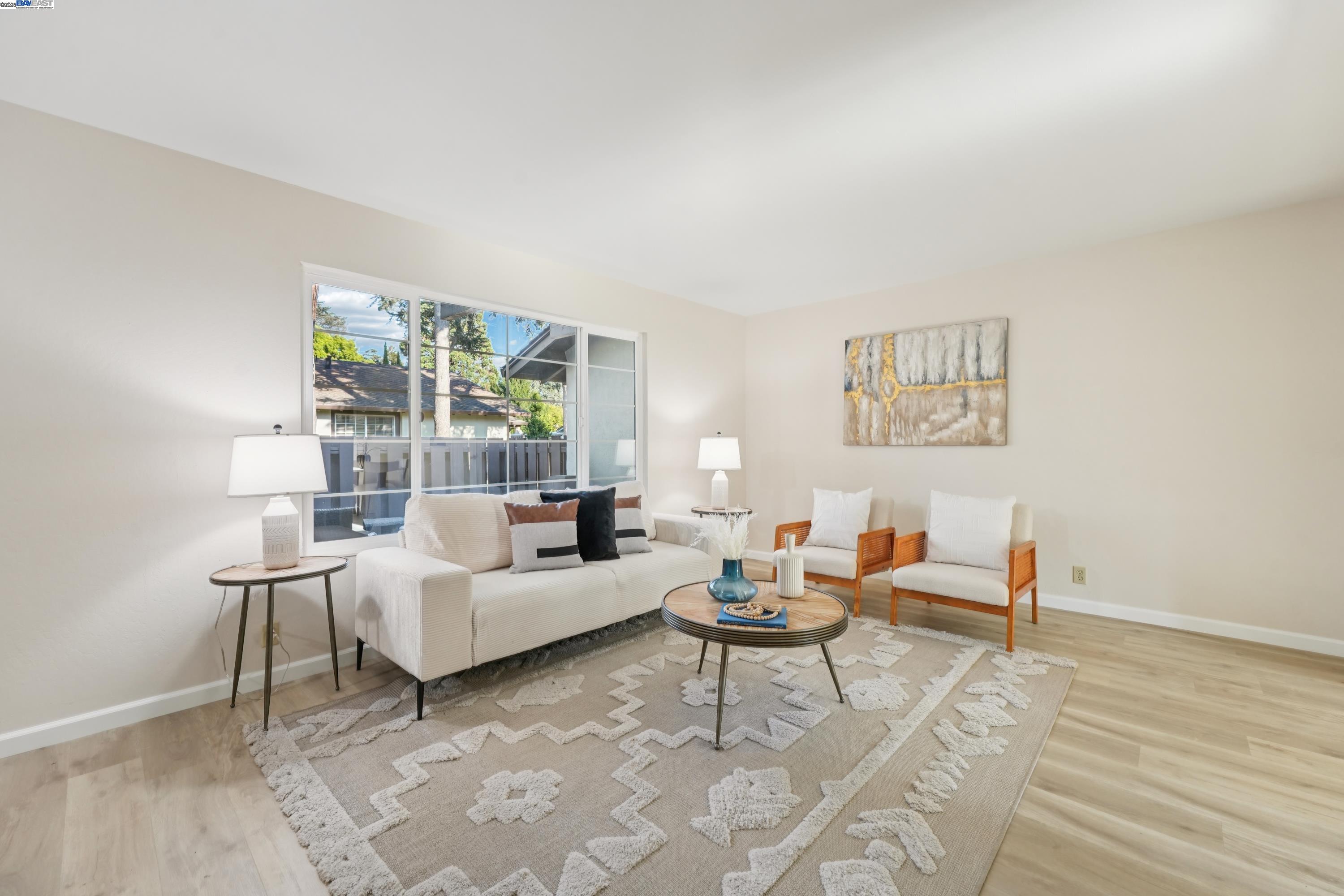 Photo #2: 41101475 Listing 