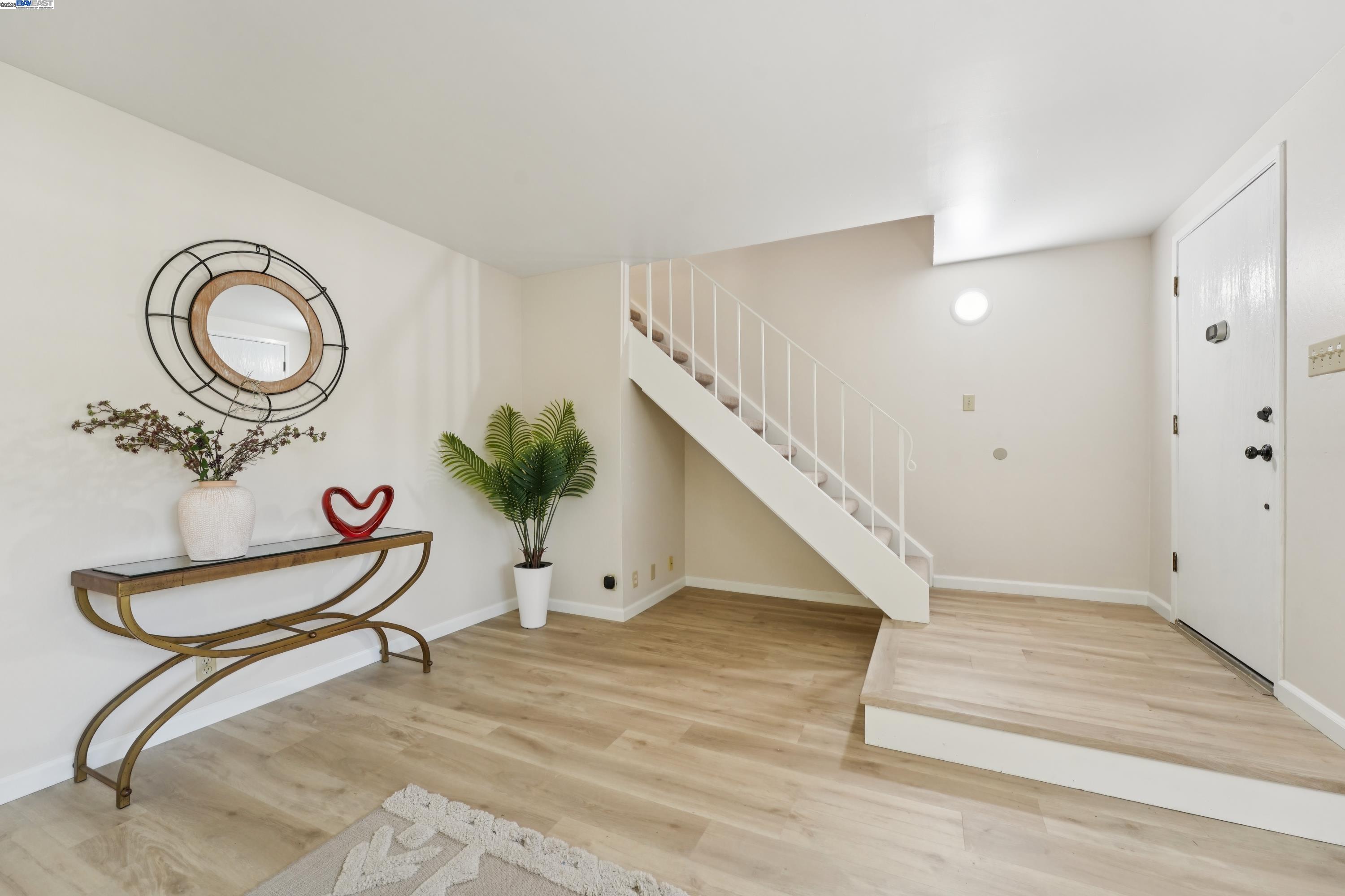 Photo #5: 41101475 Listing 
