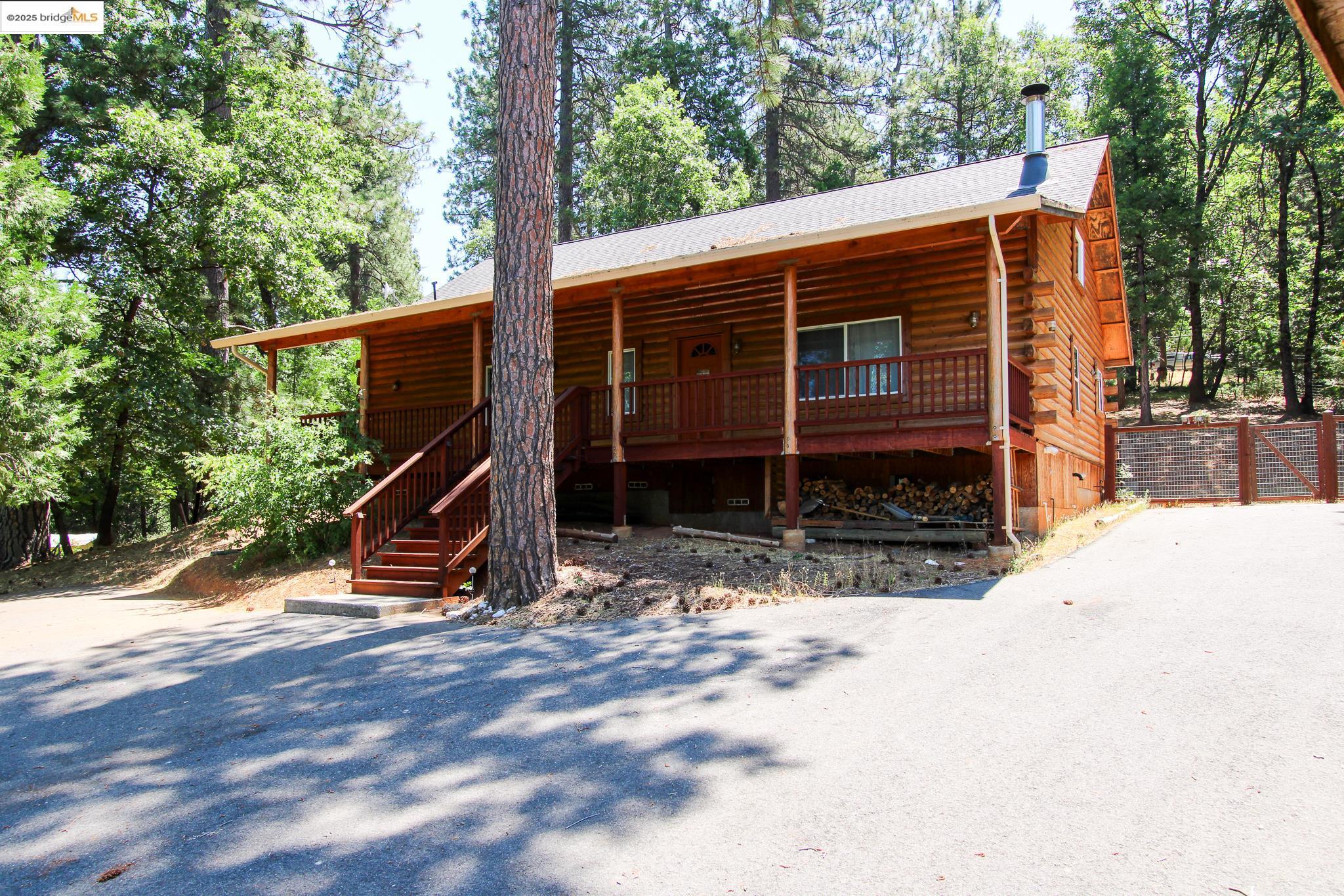 Detail Gallery Image 1 of 41 For 2936 E Highway 4, Murphys,  CA 95247 - 3 Beds | 2 Baths
