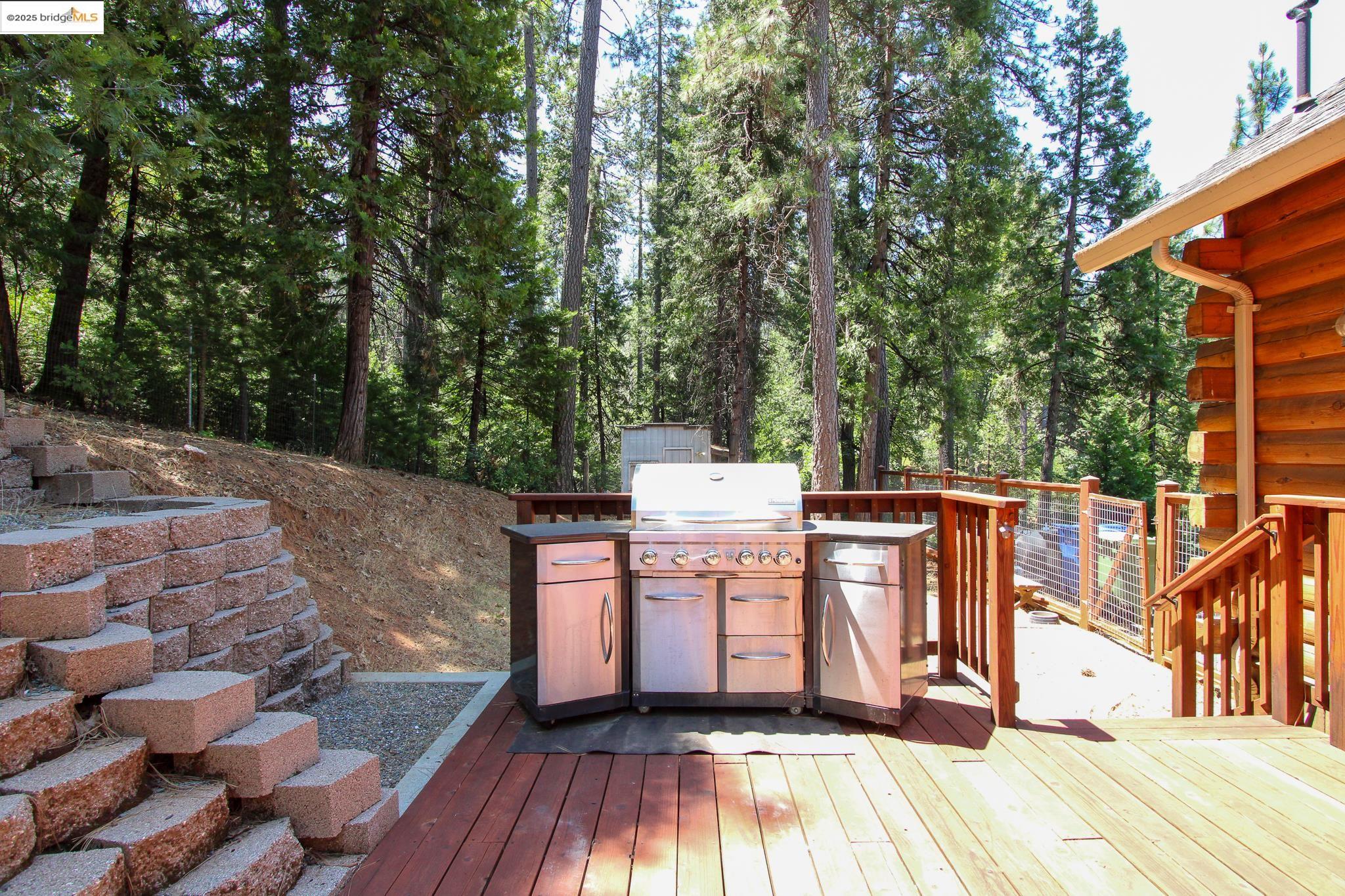 Detail Gallery Image 15 of 41 For 2936 E Highway 4, Murphys,  CA 95247 - 3 Beds | 2 Baths