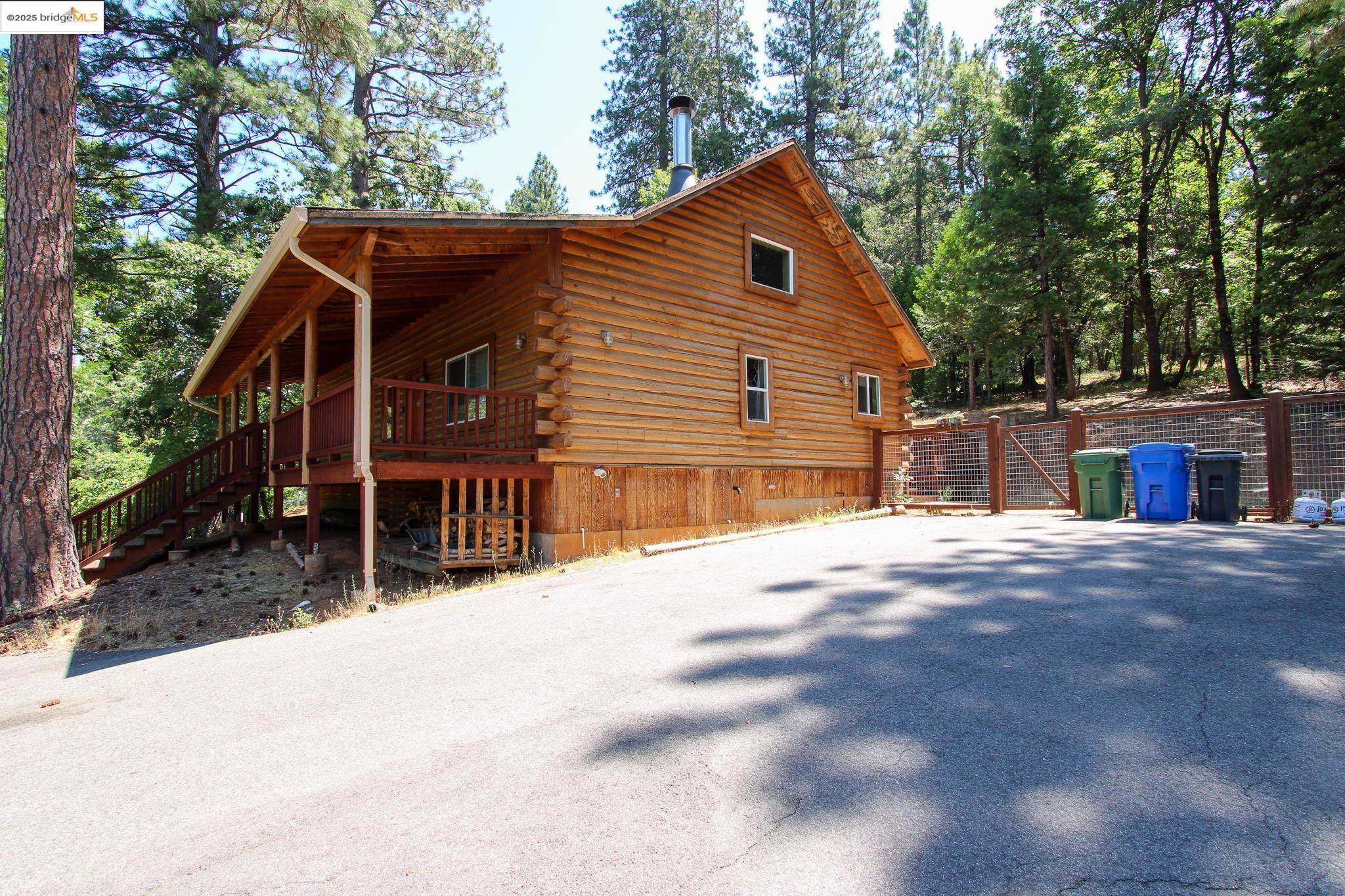 Detail Gallery Image 8 of 41 For 2936 E Highway 4, Murphys,  CA 95247 - 3 Beds | 2 Baths