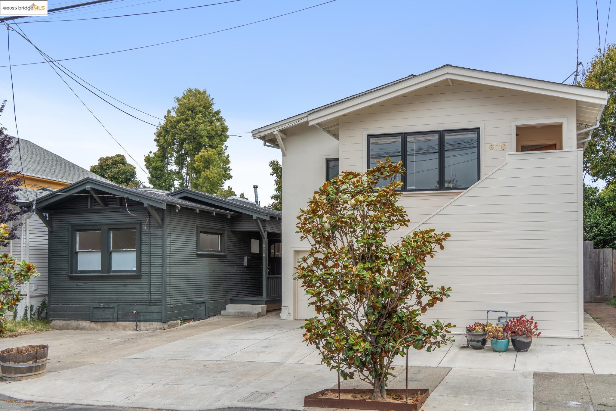 Detail Gallery Image 2 of 58 For 676 45th St, Oakland,  CA 94609 - – Beds | – Baths