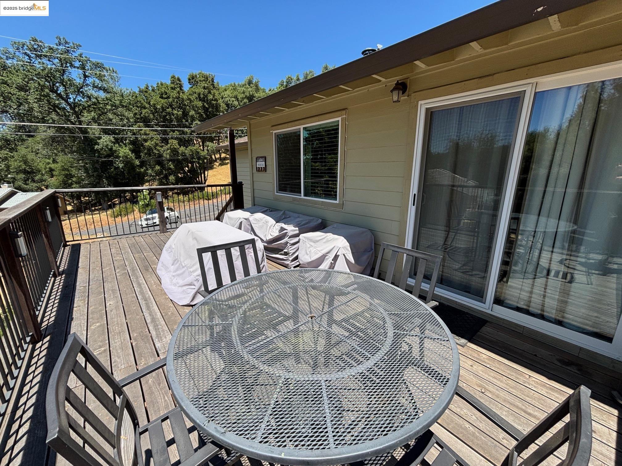 Detail Gallery Image 18 of 26 For 20409 Pine Mountain Dr., Groveland,  CA 95321-9414 - 3 Beds | 2 Baths