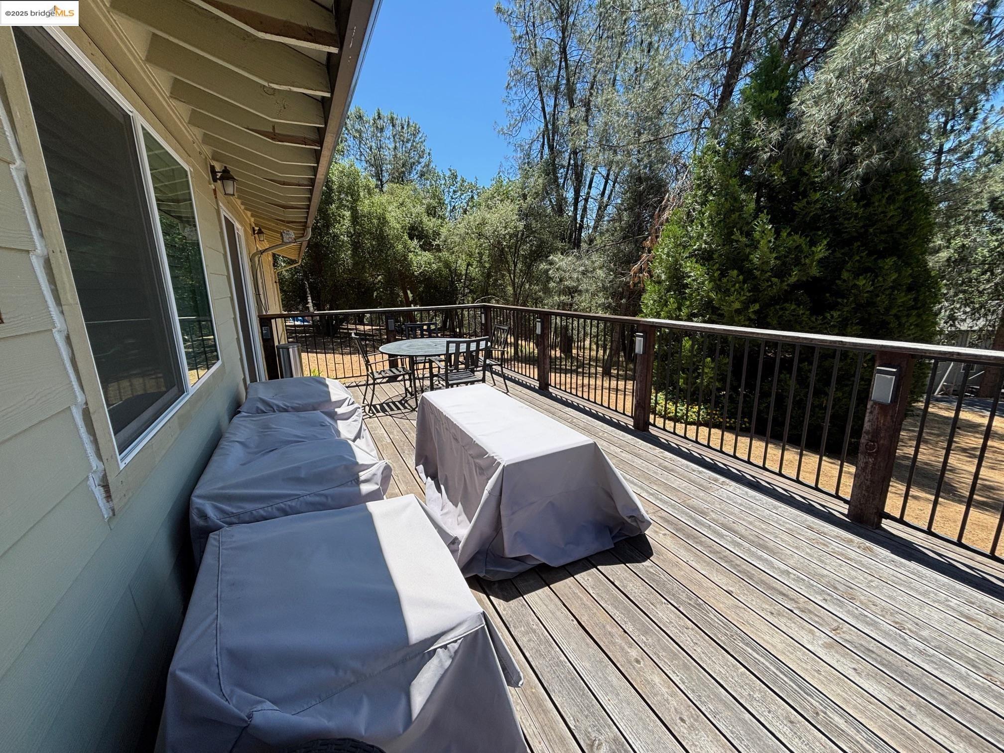 Detail Gallery Image 19 of 26 For 20409 Pine Mountain Dr., Groveland,  CA 95321-9414 - 3 Beds | 2 Baths
