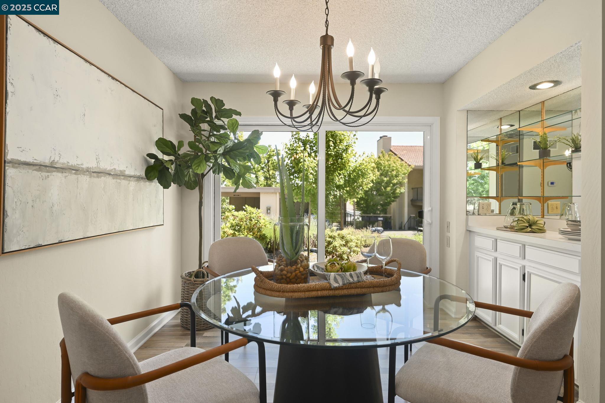 Photo #9: 41101480 Listing: Photo #9