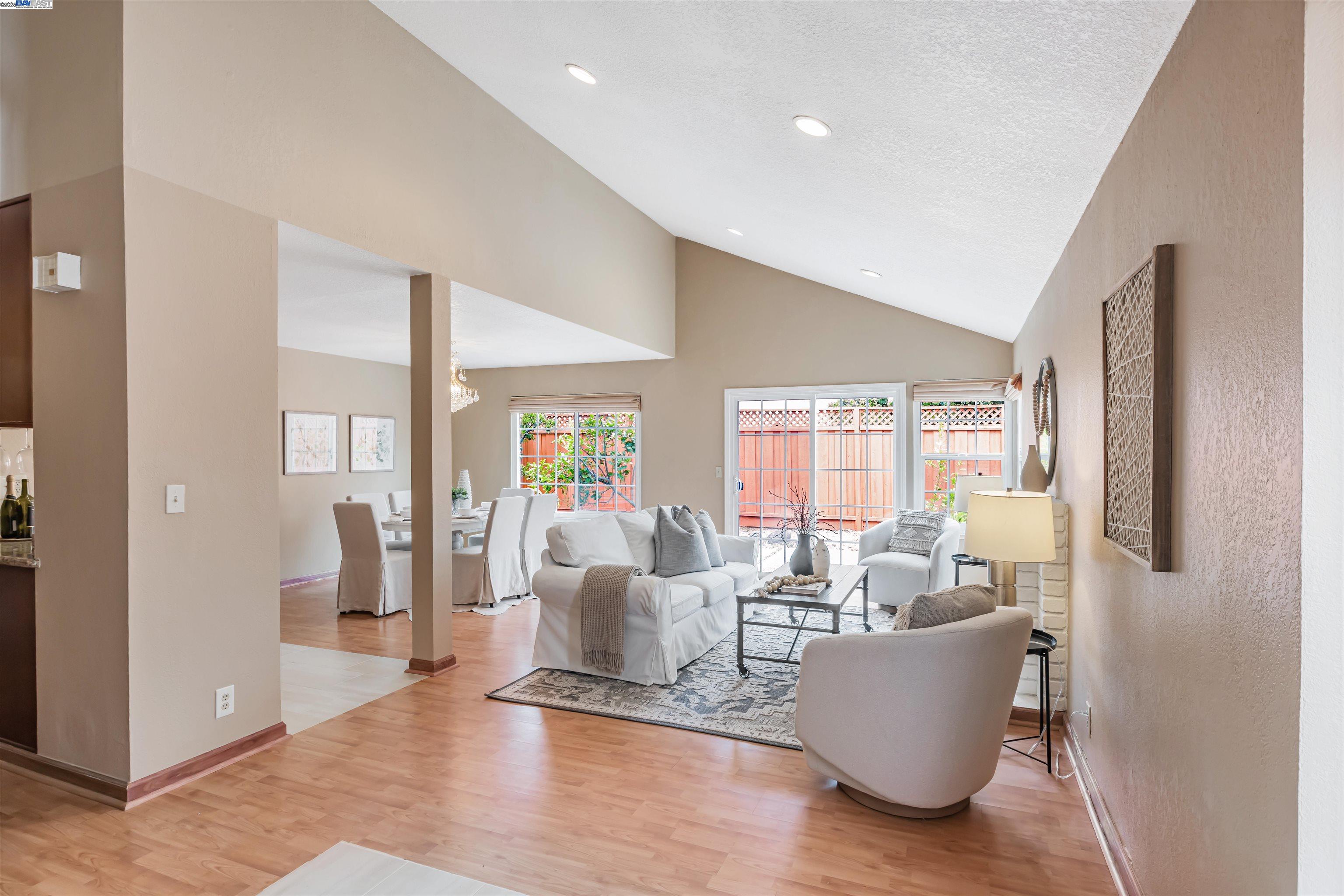 Detail Gallery Image 7 of 32 For 14935 Fjord St, San Leandro,  CA 94578 - 4 Beds | 2/1 Baths