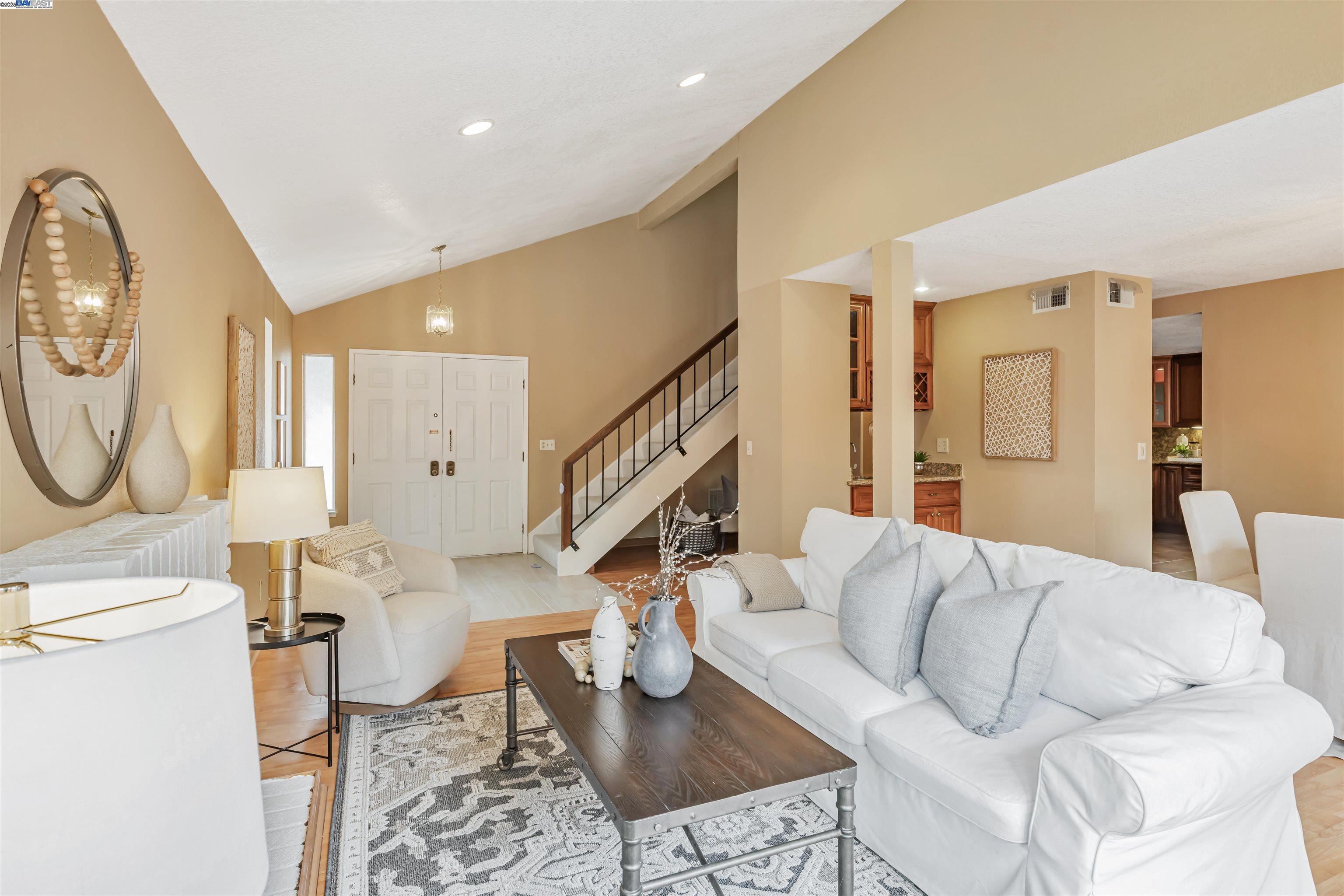 Detail Gallery Image 10 of 32 For 14935 Fjord St, San Leandro,  CA 94578 - 4 Beds | 2/1 Baths