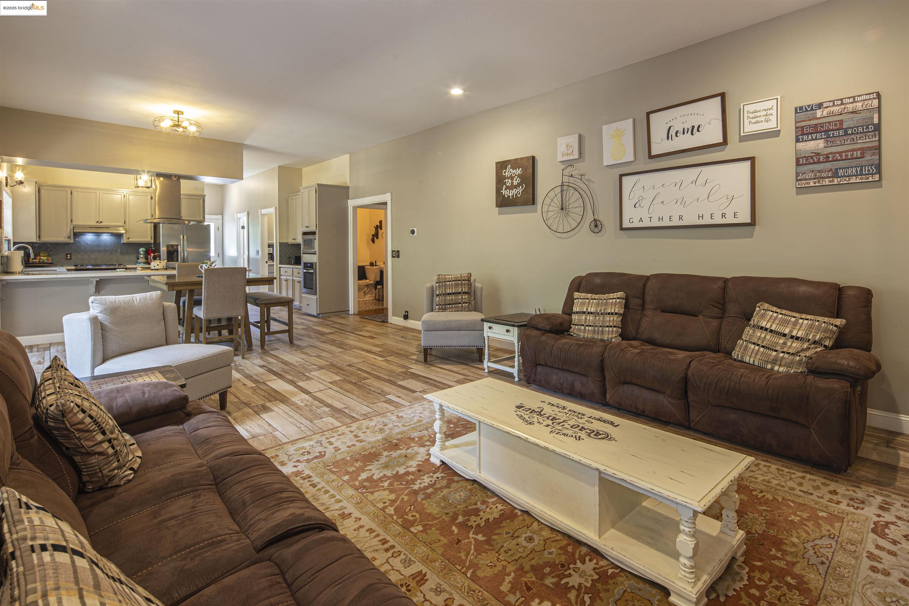 Detail Gallery Image 19 of 60 For 20720 Longview St, Groveland,  CA 95321 - 4 Beds | 3/1 Baths