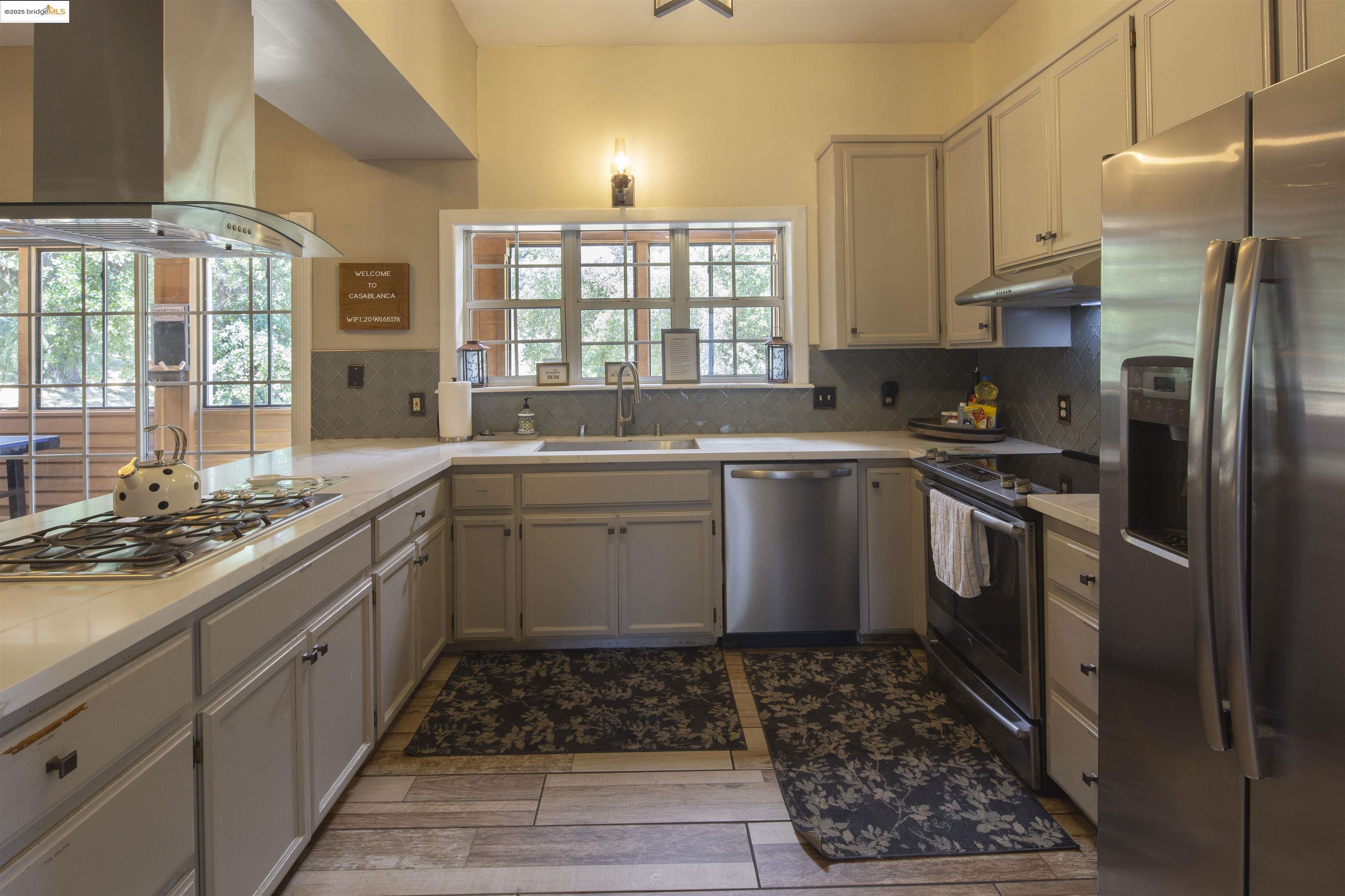 Detail Gallery Image 22 of 60 For 20720 Longview St, Groveland,  CA 95321 - 4 Beds | 3/1 Baths